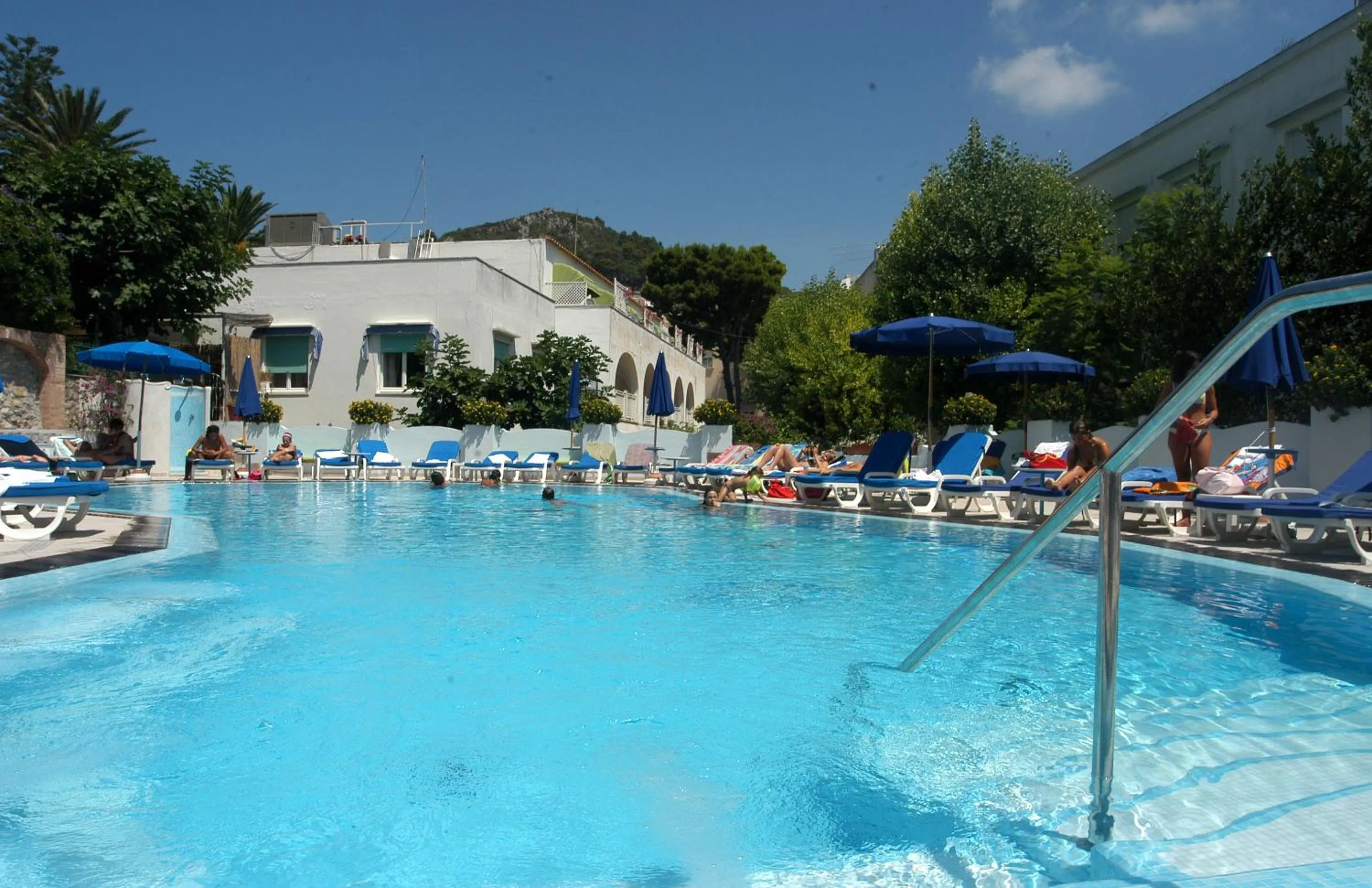 Swimming pool in Hotel San Felice