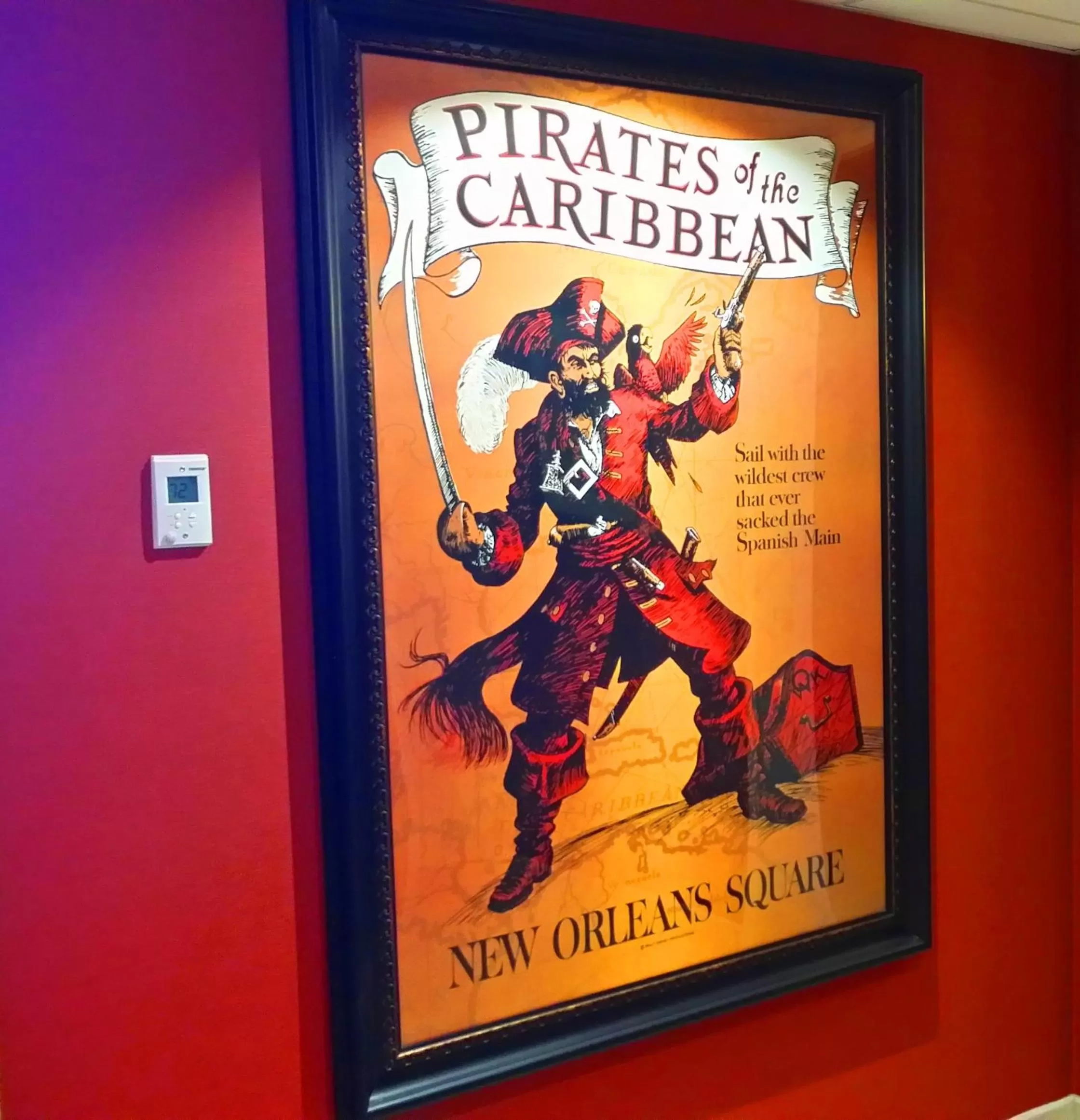 Decorative detail in Howard Johnson by Wyndham Anaheim Hotel & Water Playground