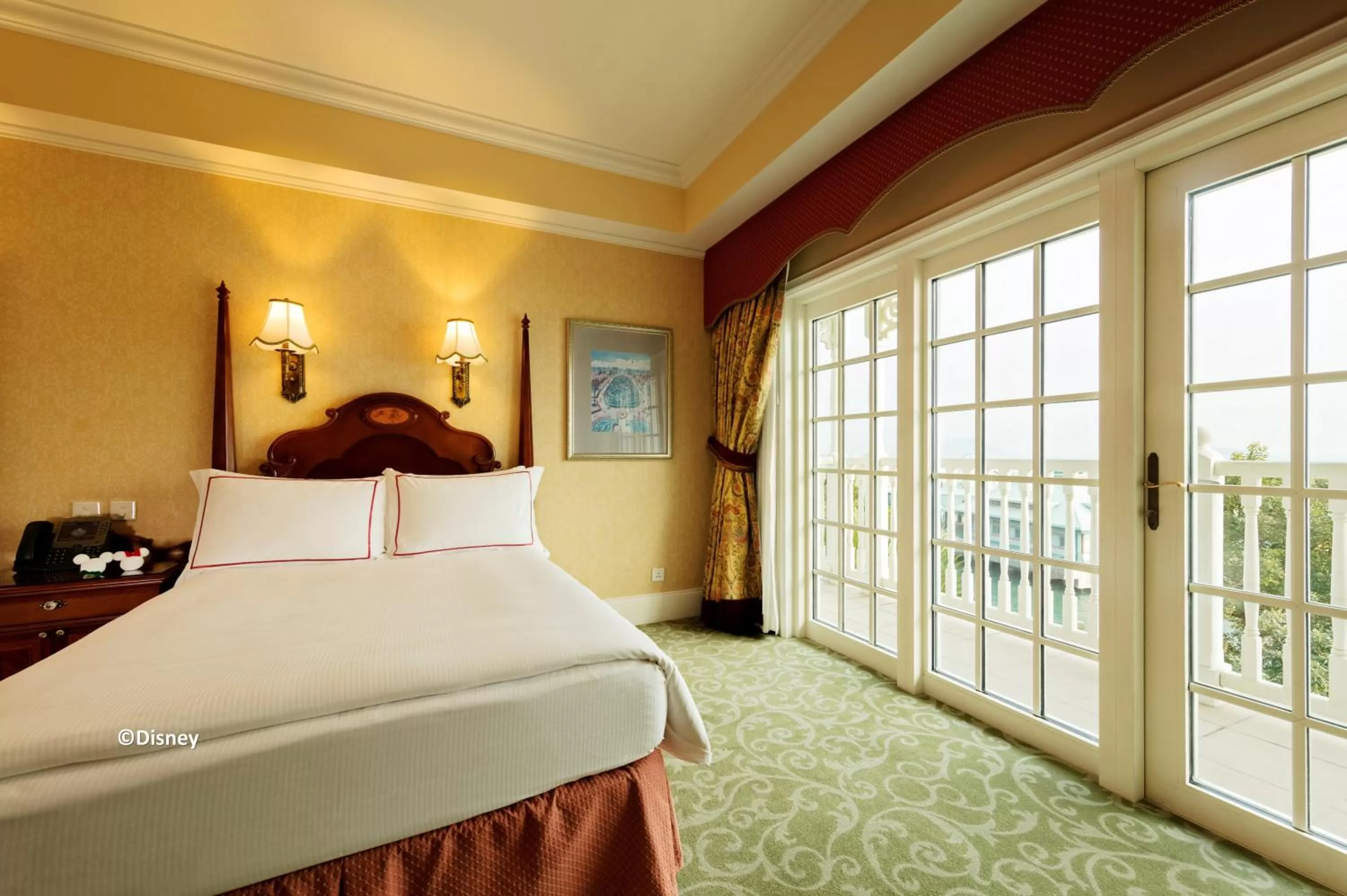Bed in Hong Kong Disneyland Hotel
