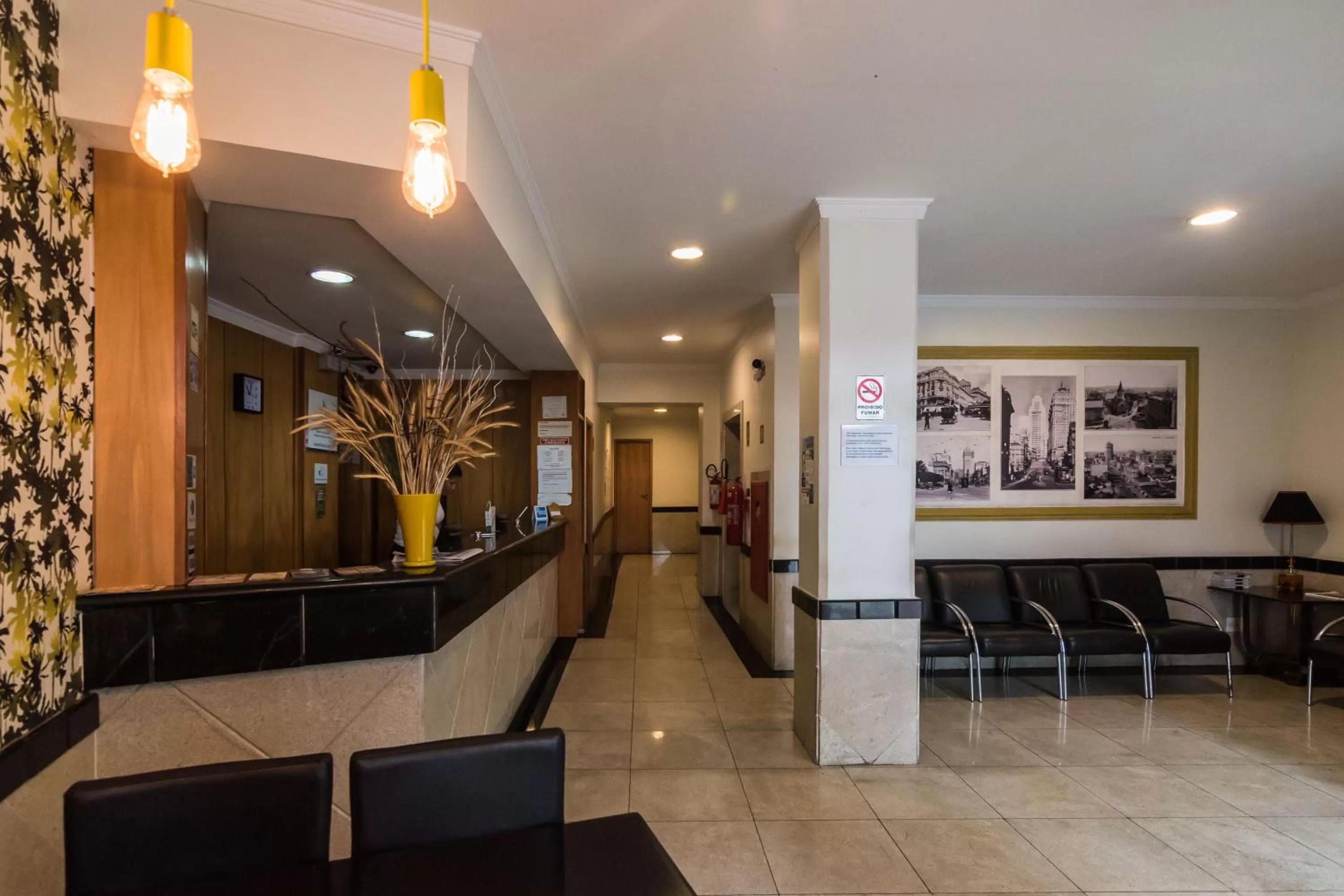 Lobby or reception in Cinelandia Hotel