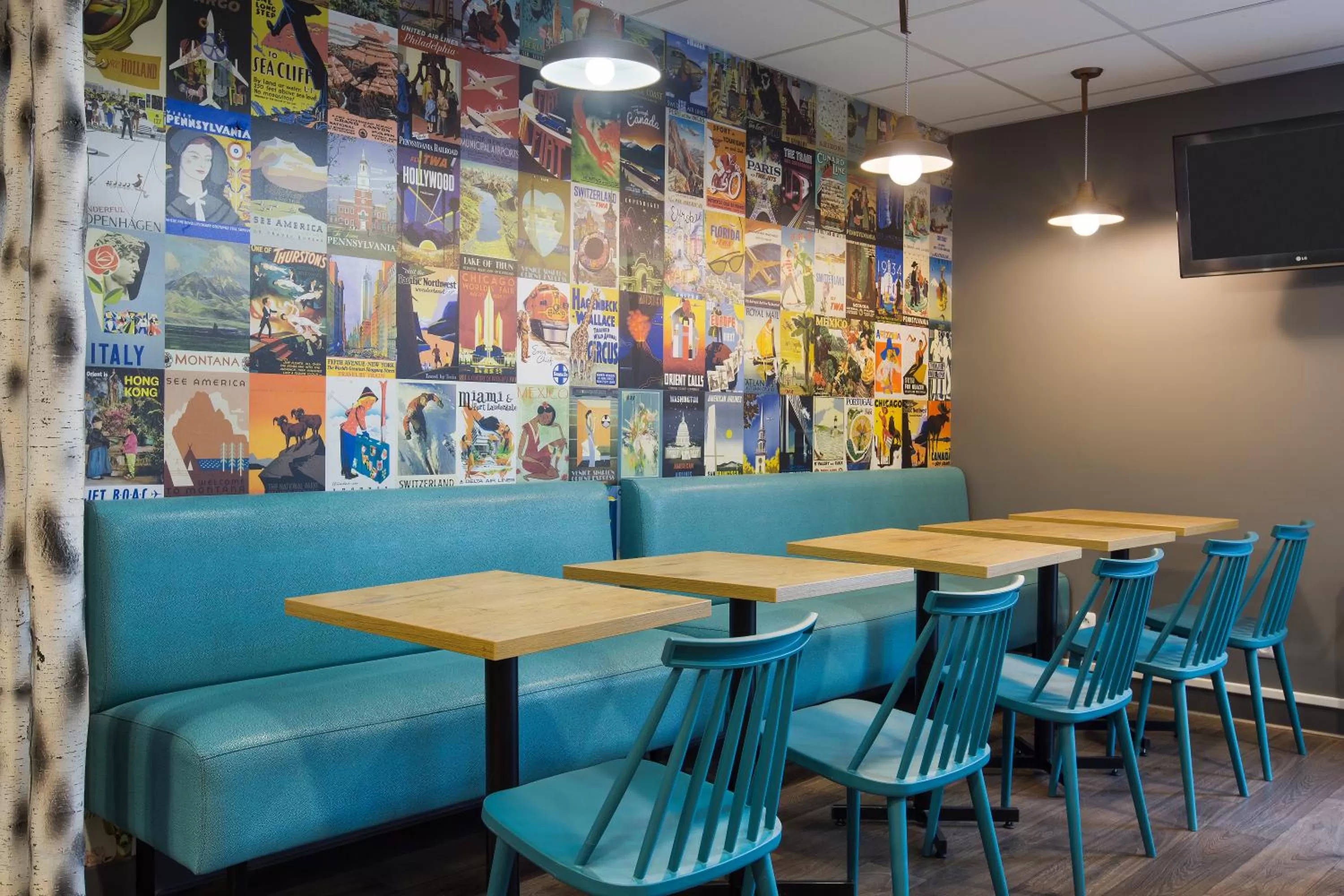 Lounge or bar in HOTEL F1 Lyon Genay Massieux