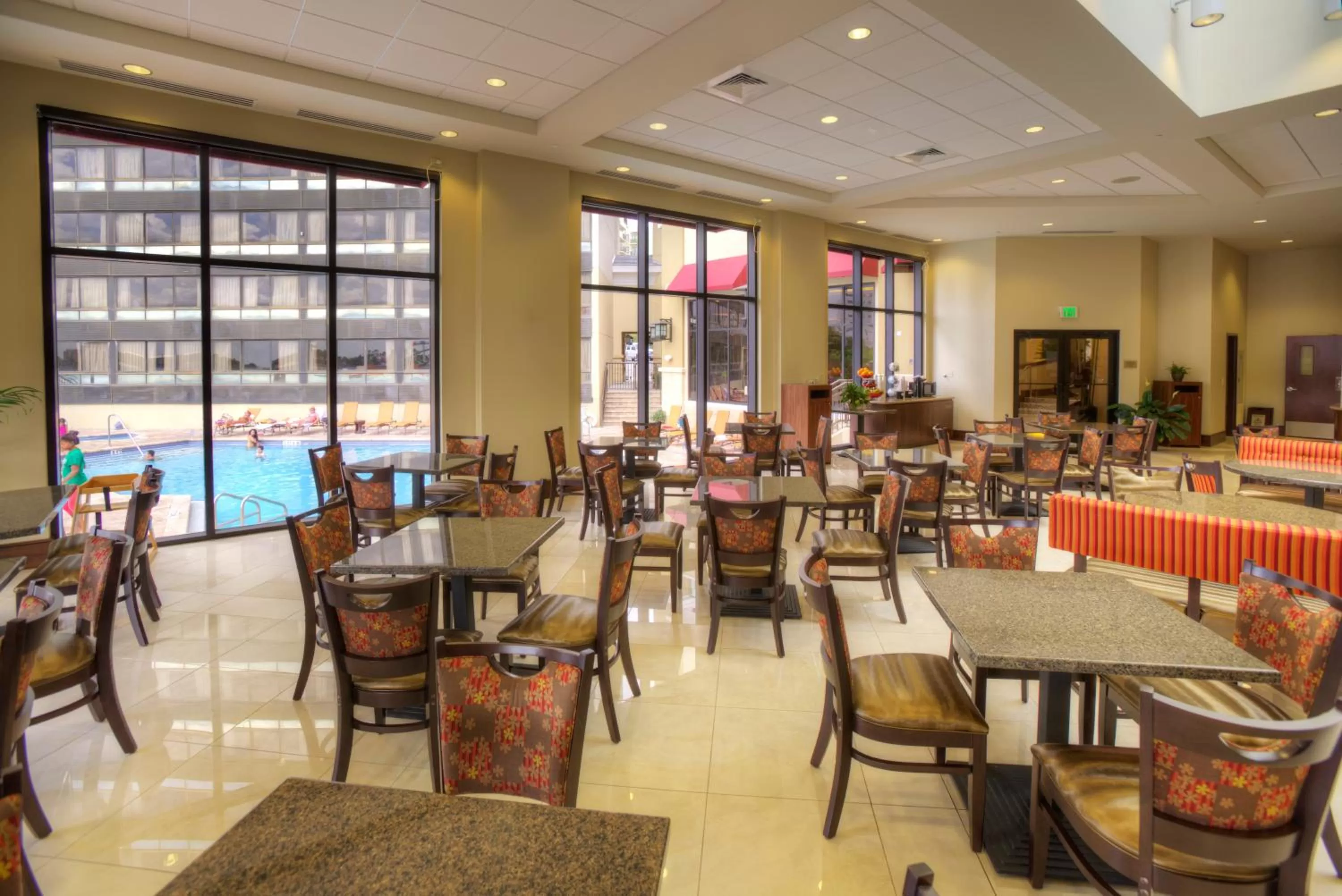 Restaurant/places to eat in Ramada Plaza by Wyndham Orlando Resort & Suites Intl Drive - Newly Renovated!
