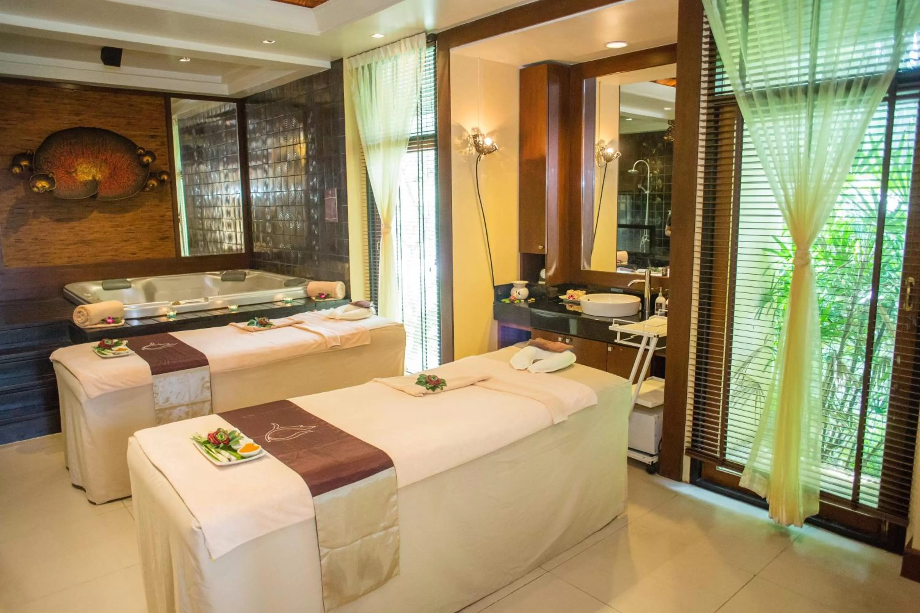 Spa and wellness centre/facilities, Bed in Centara Koh Chang Tropicana Resort