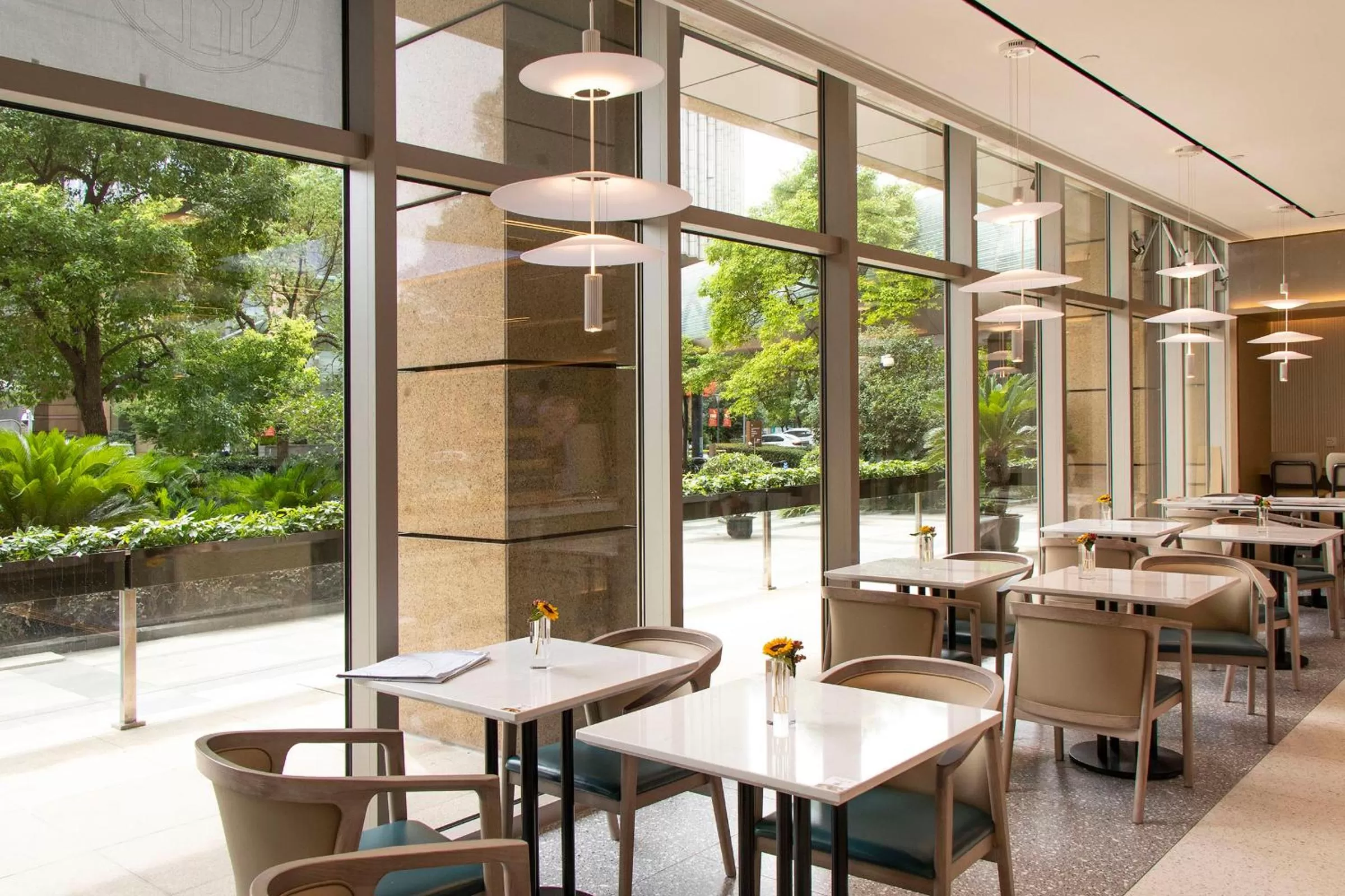 Restaurant/places to eat in Sheraton Grand Shanghai Pudong Hotel & Residences