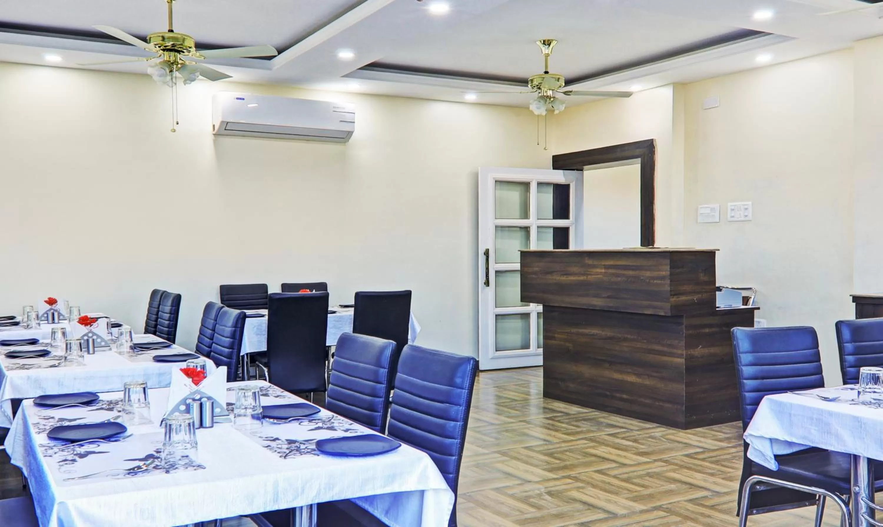 Breakfast in Treebo Raj Inn Lalpur