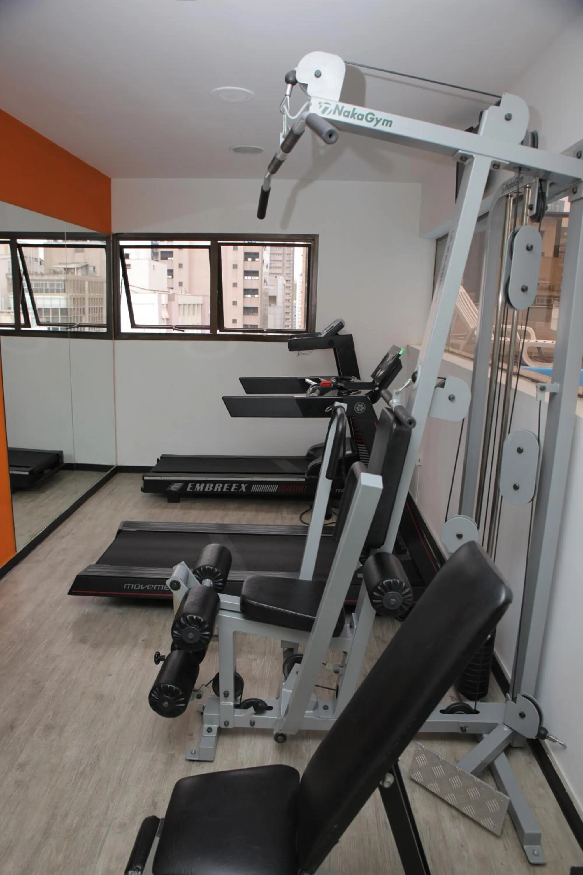 Fitness centre/facilities in London Class Hotéis