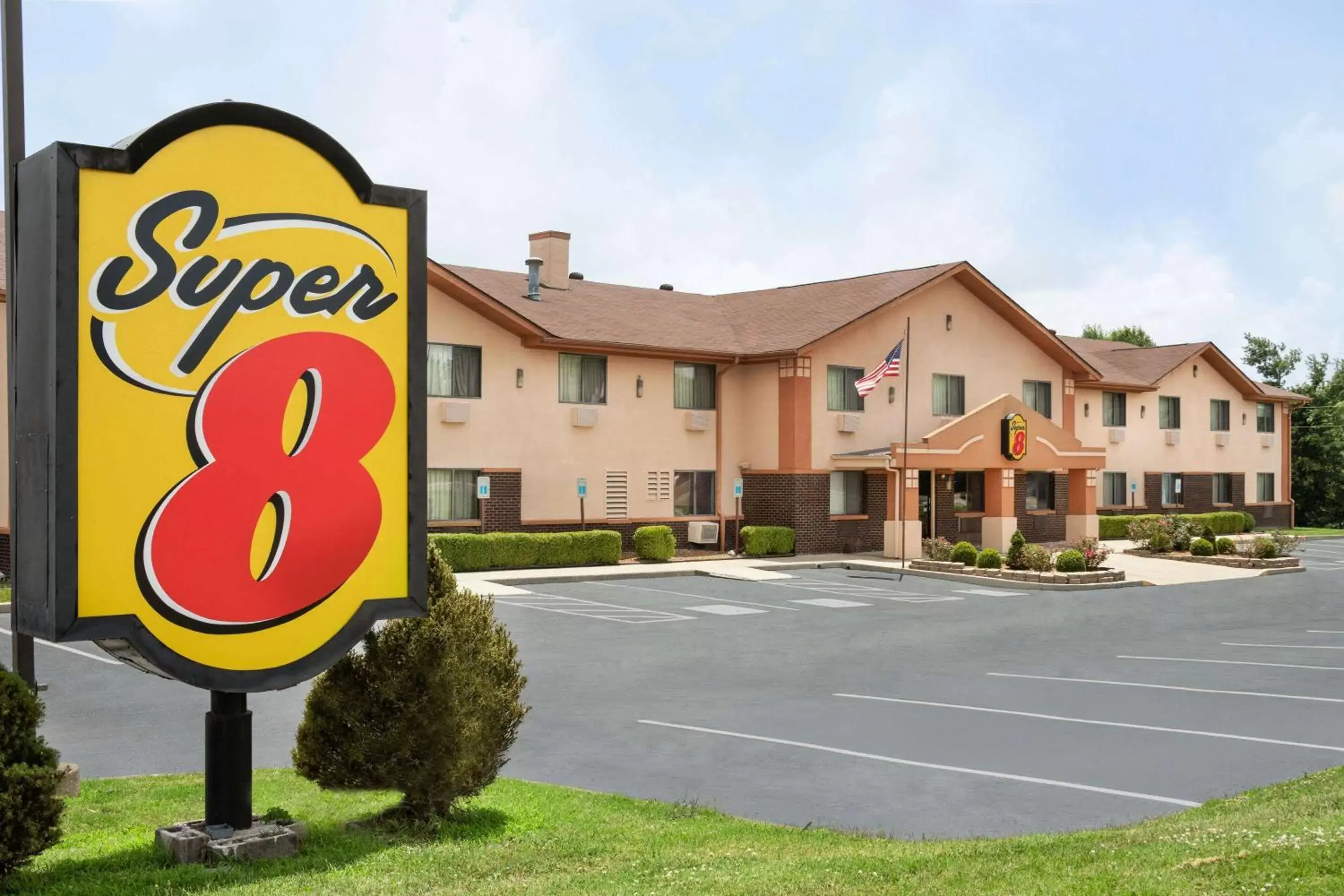 Super 8 by Wyndham Mayfield Super 8 by Wyndham Mayfield