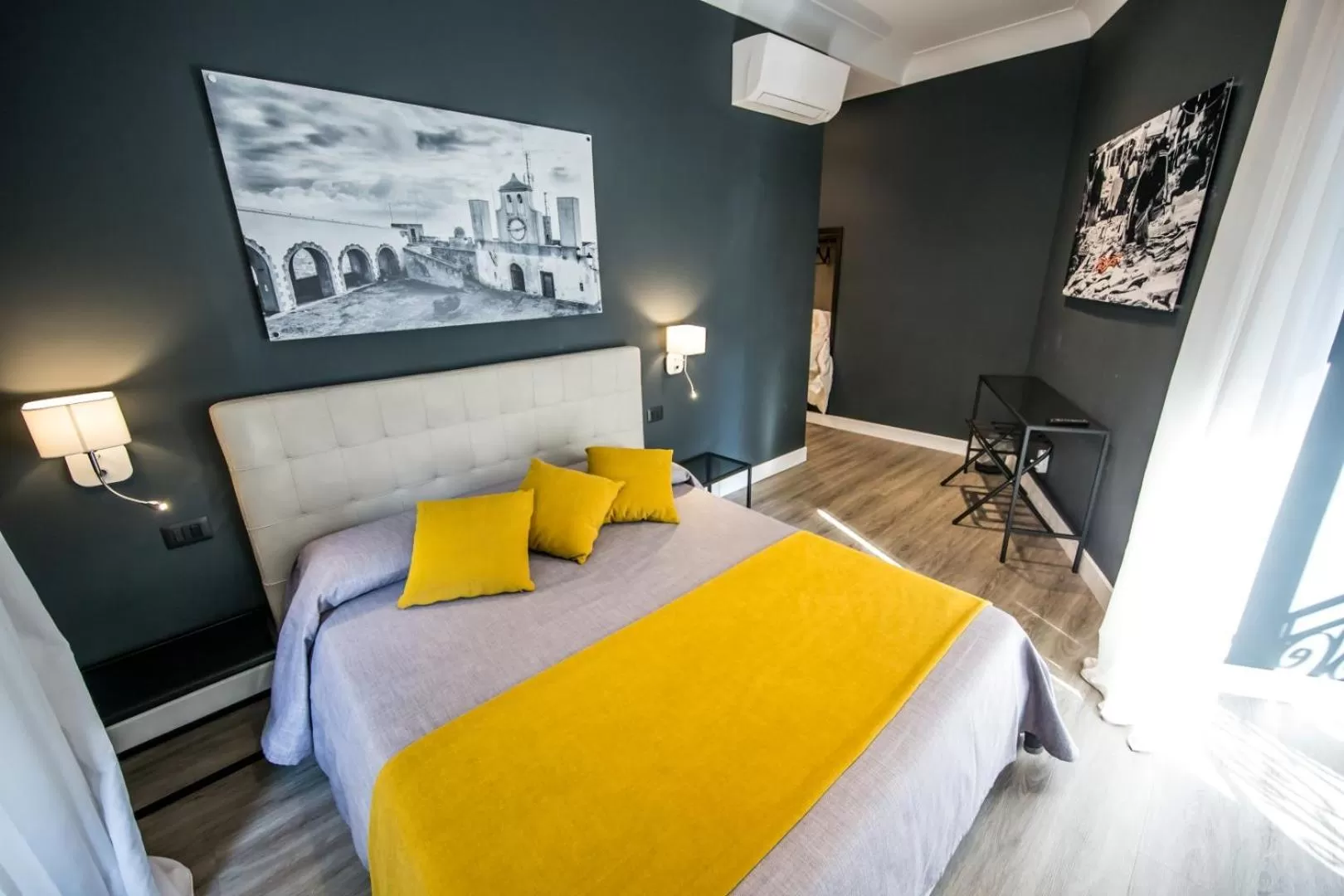 Bedroom, Bed in B&B Art House