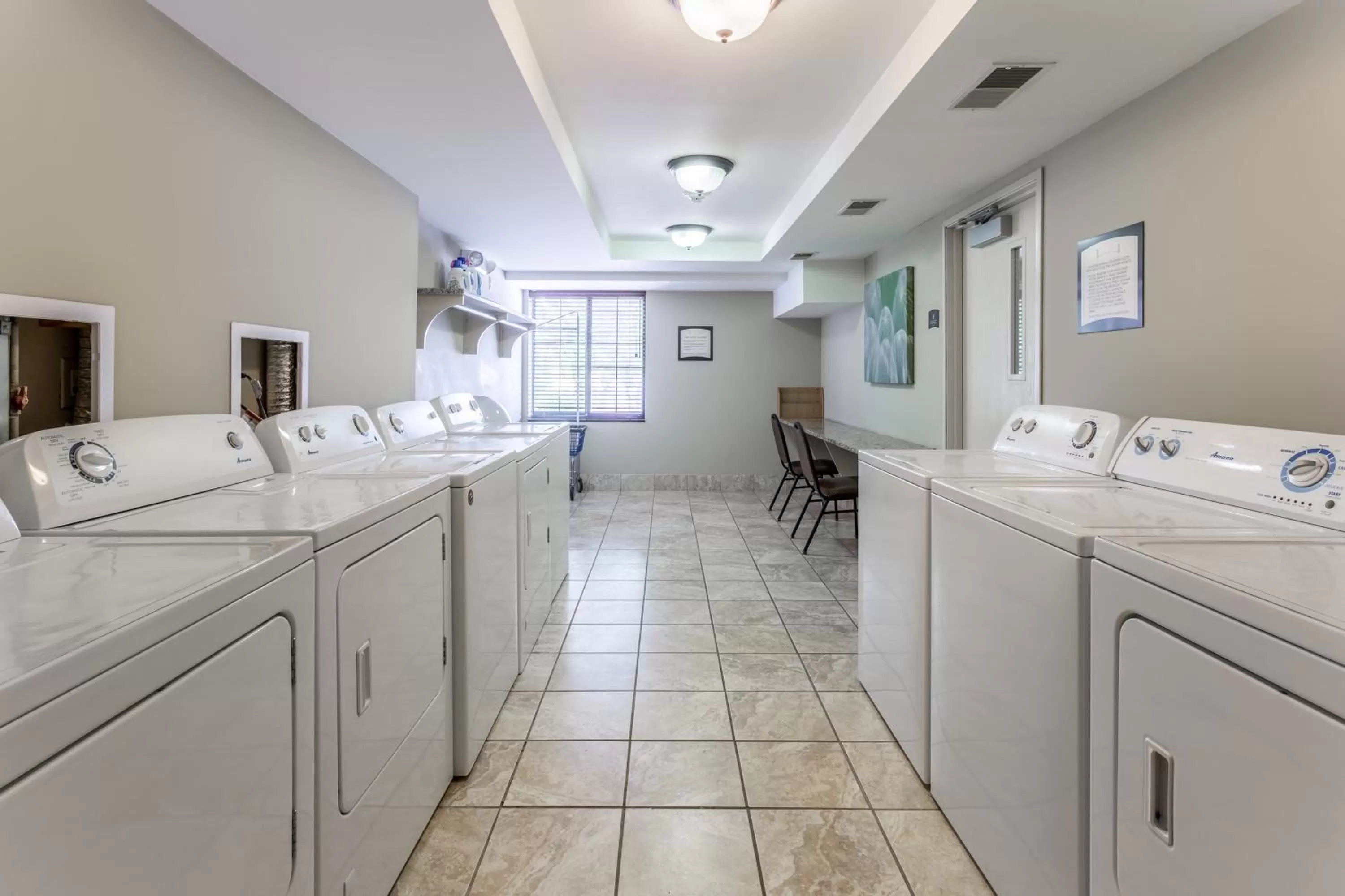 Area and facilities in Staybridge Suites Davenport by IHG