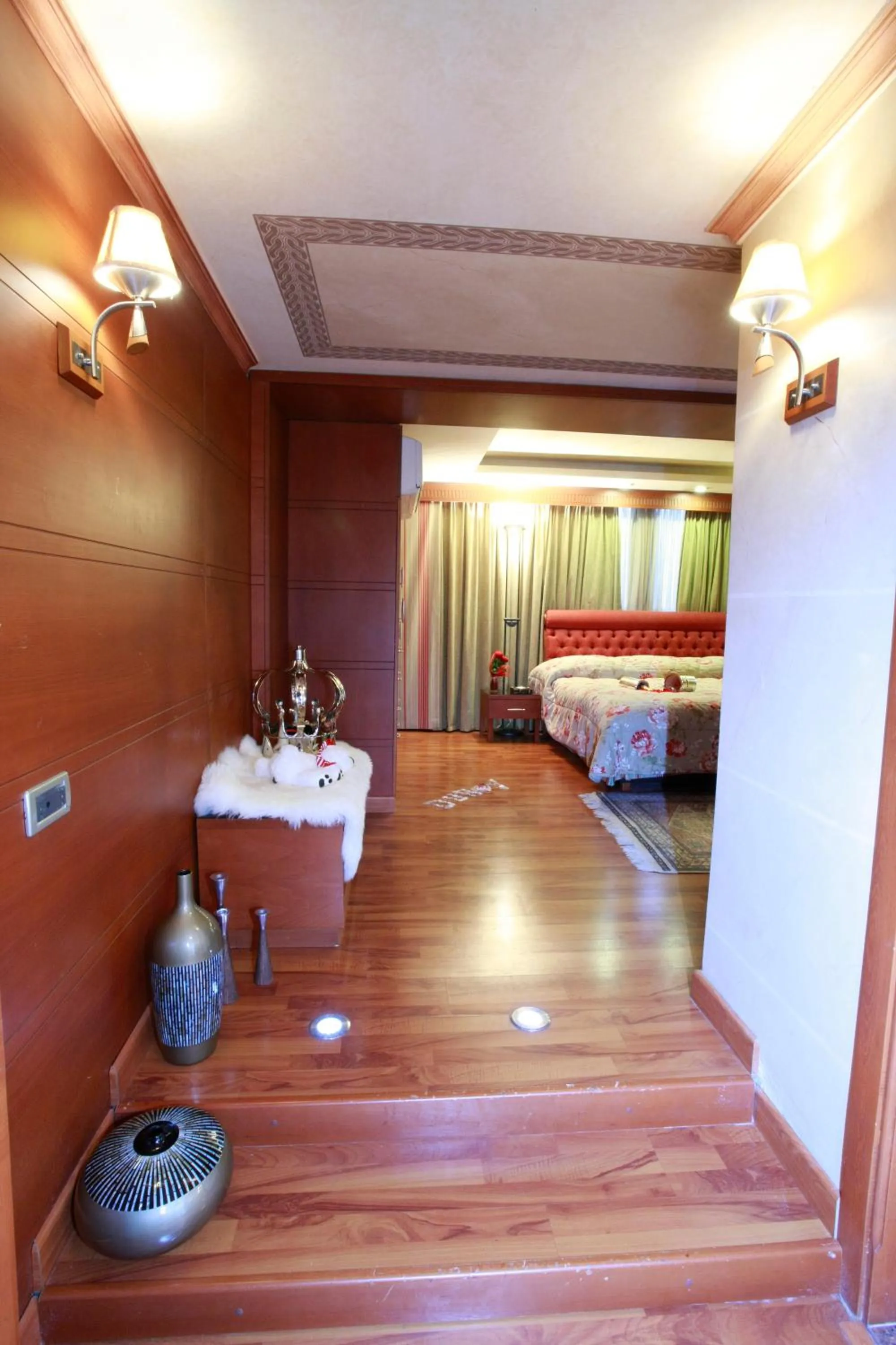 Decorative detail in Duroy Hotel