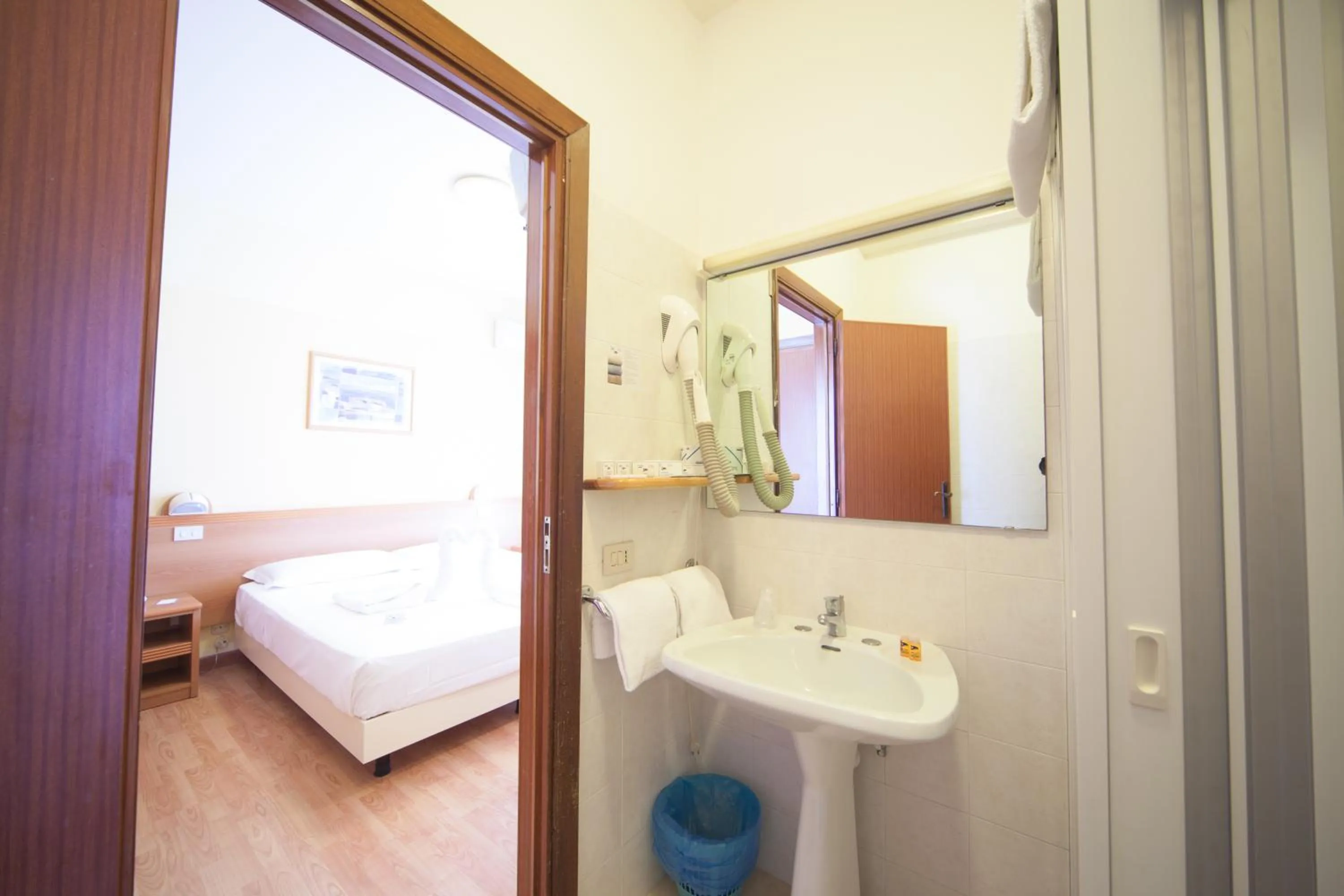 Double Room with Balcony and Sea View - single occupancy in Hotel Regent