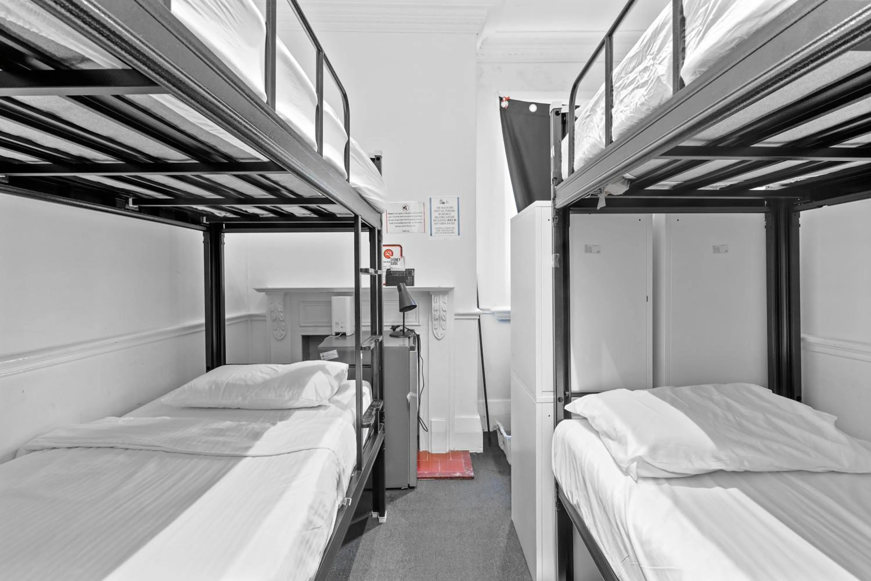 Bunk Bed in Darling Harbour Boutique Hotel