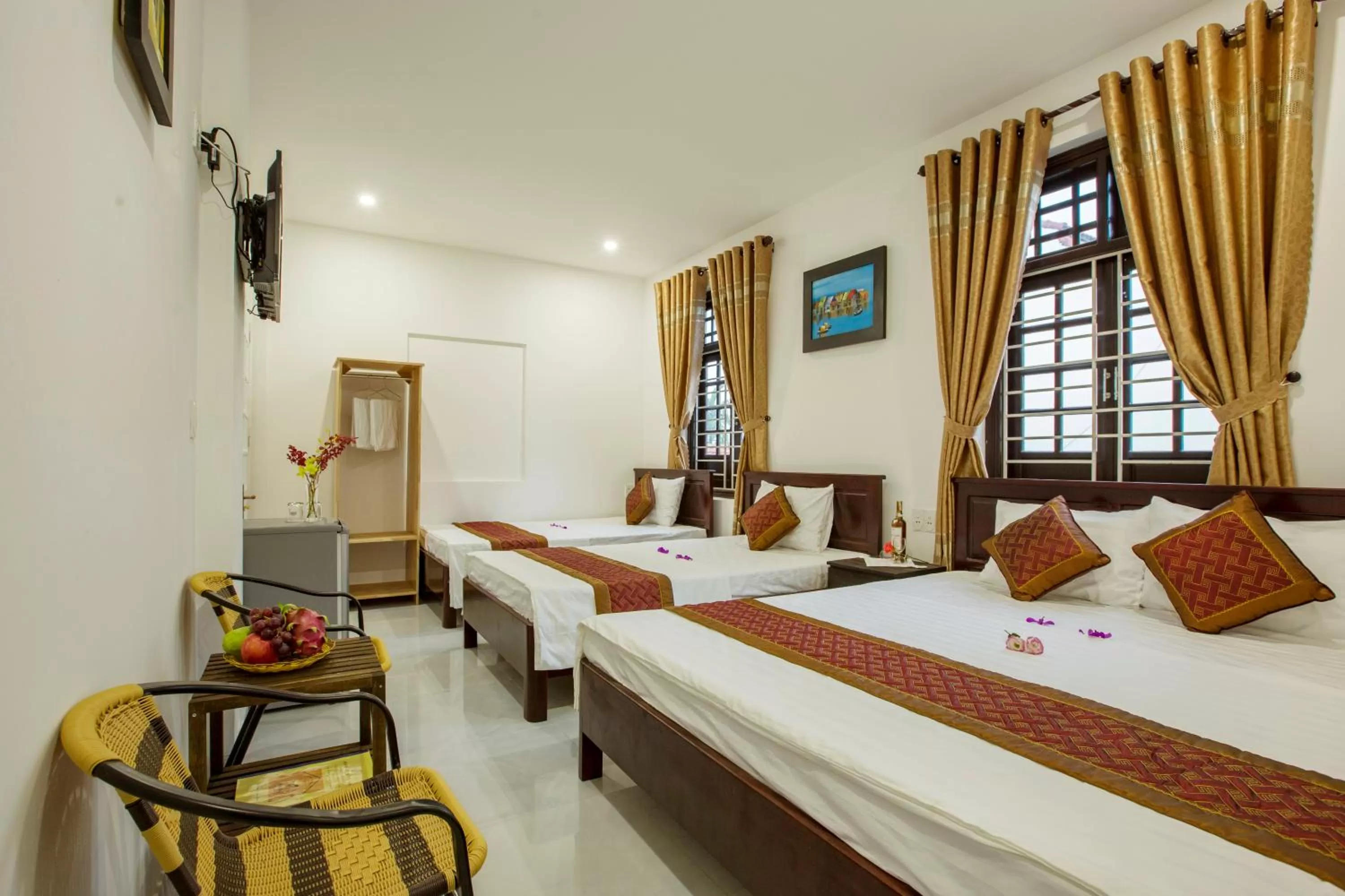 Bed in Golden Bee Homestay