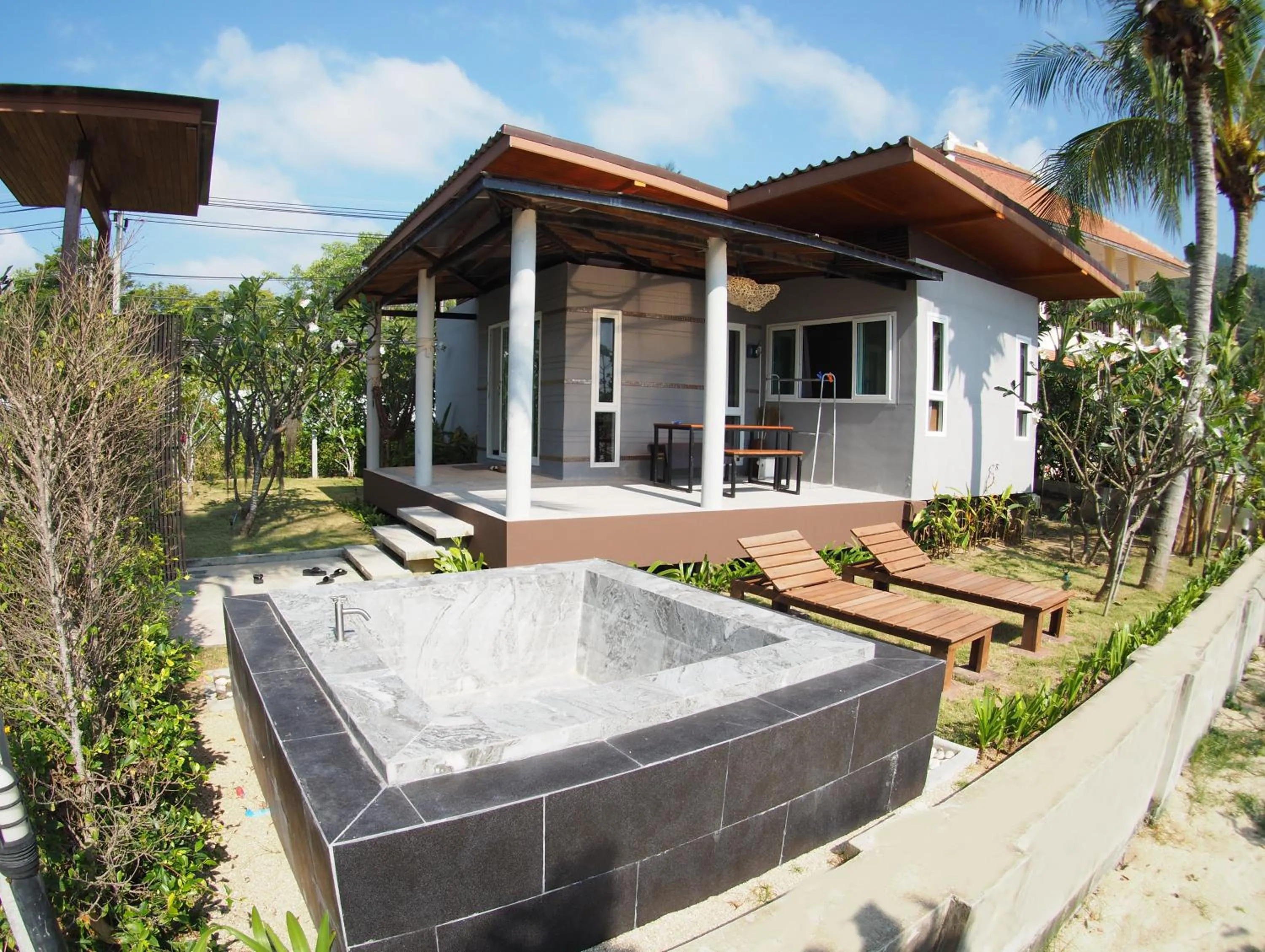 Beach Front Villa in Samui Garden Home