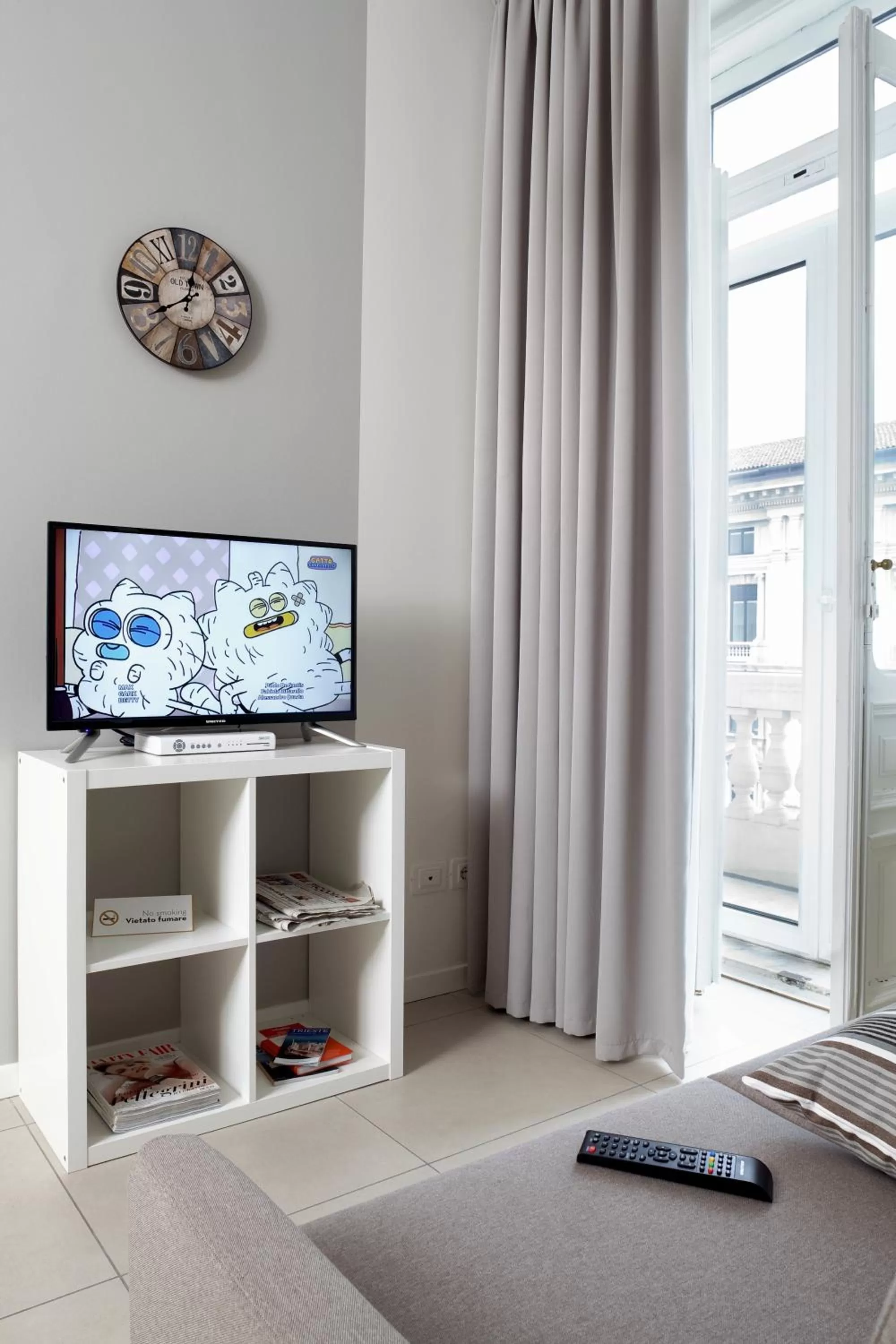 Communal lounge/ TV room in Palazzo Talenti 1907