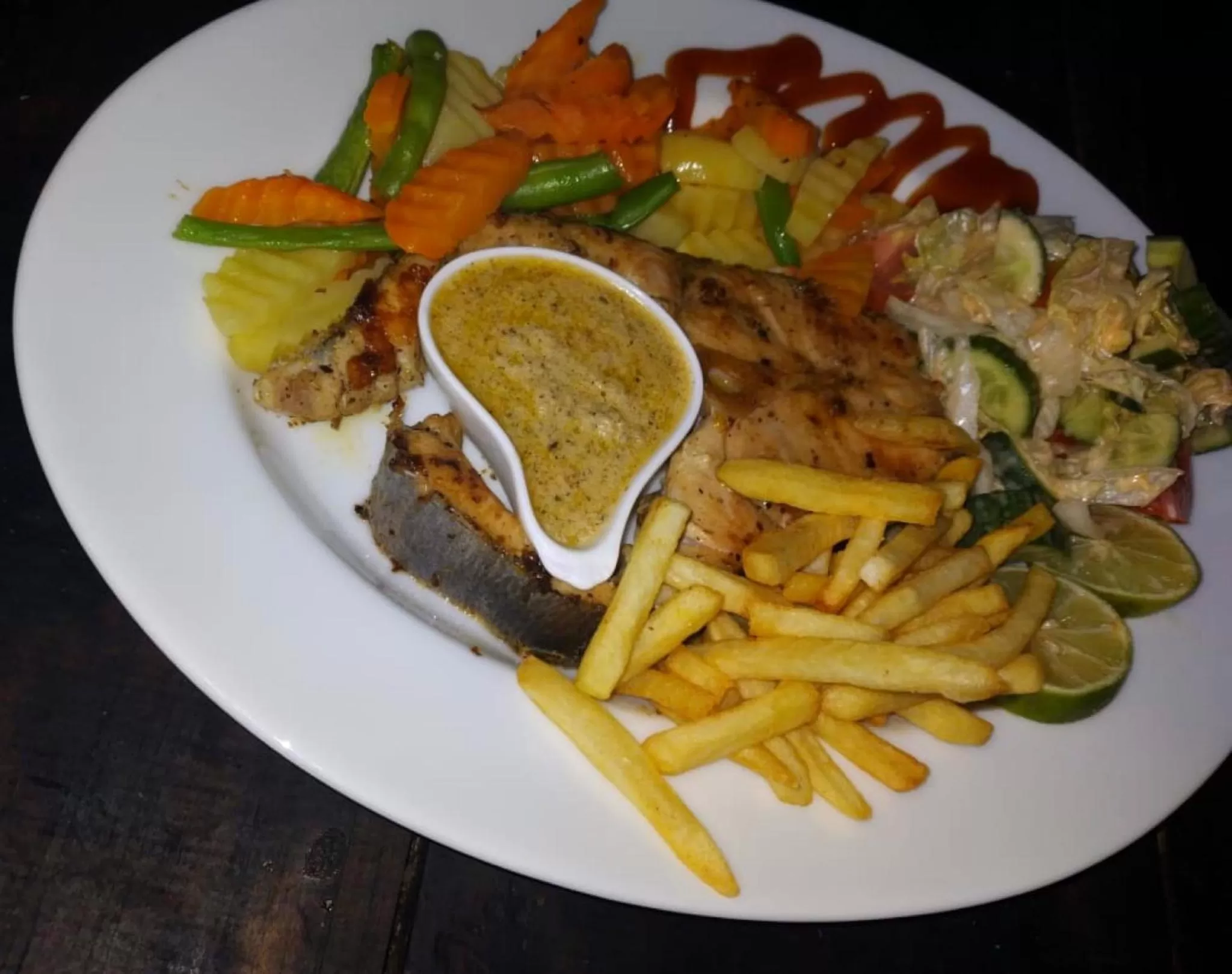 Food in Pearl Oceanic Resort - Trincomalee