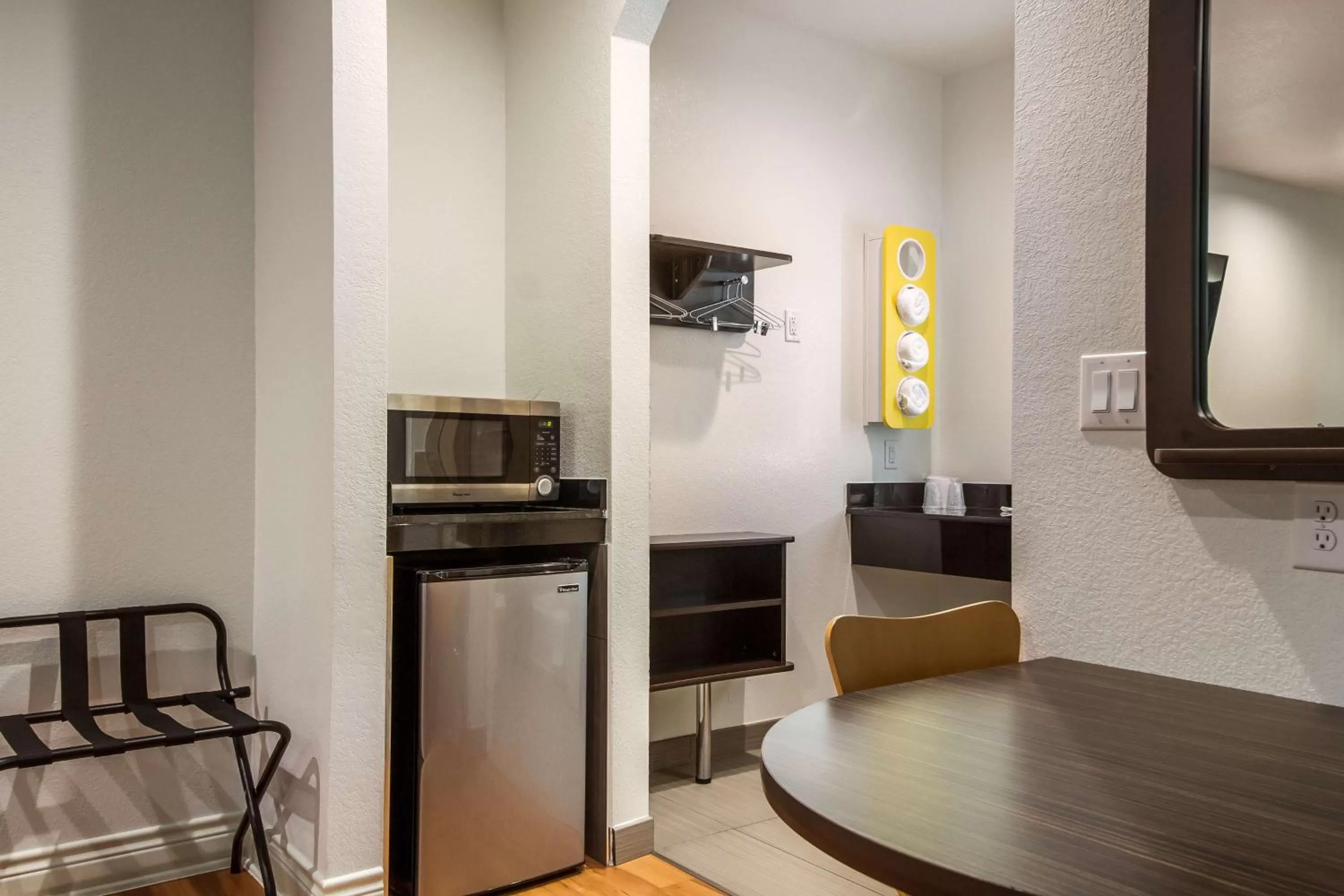 Photo of the whole room in Motel 6-Houston, TX - North