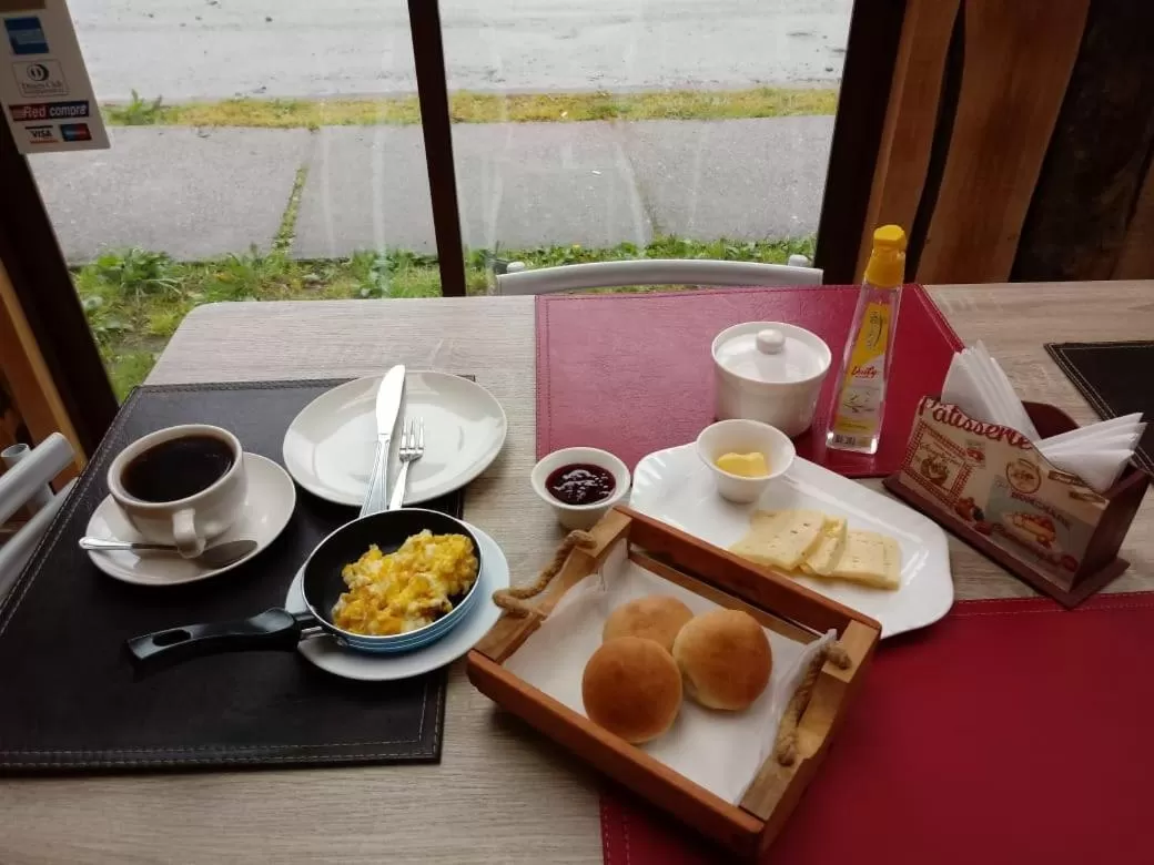 Breakfast in Cabanas Senderos Puyuhuapi