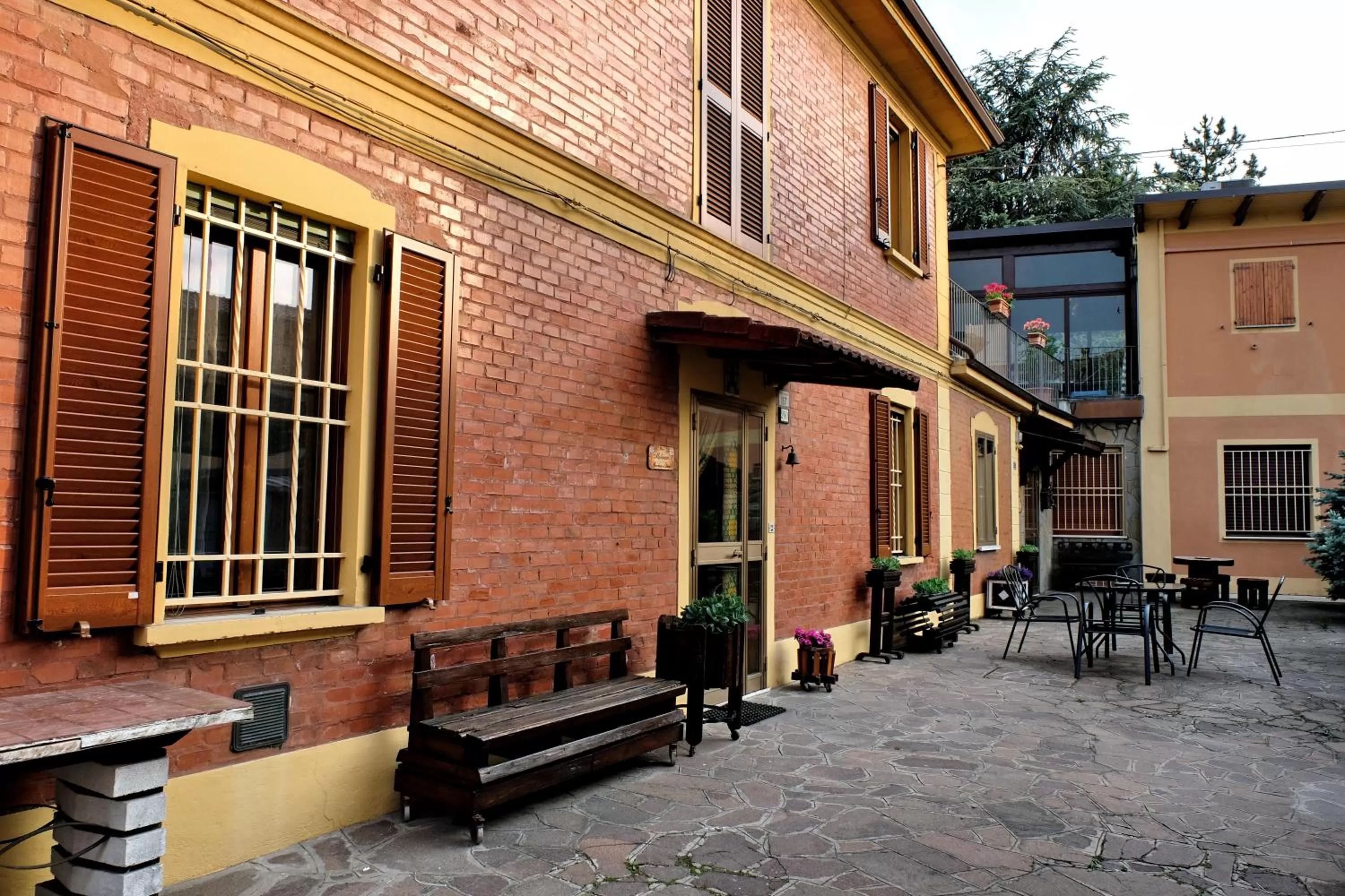 Property building in B&B "Il Cantastorie" Casa Molinari-Boldrini - Room & breakfast