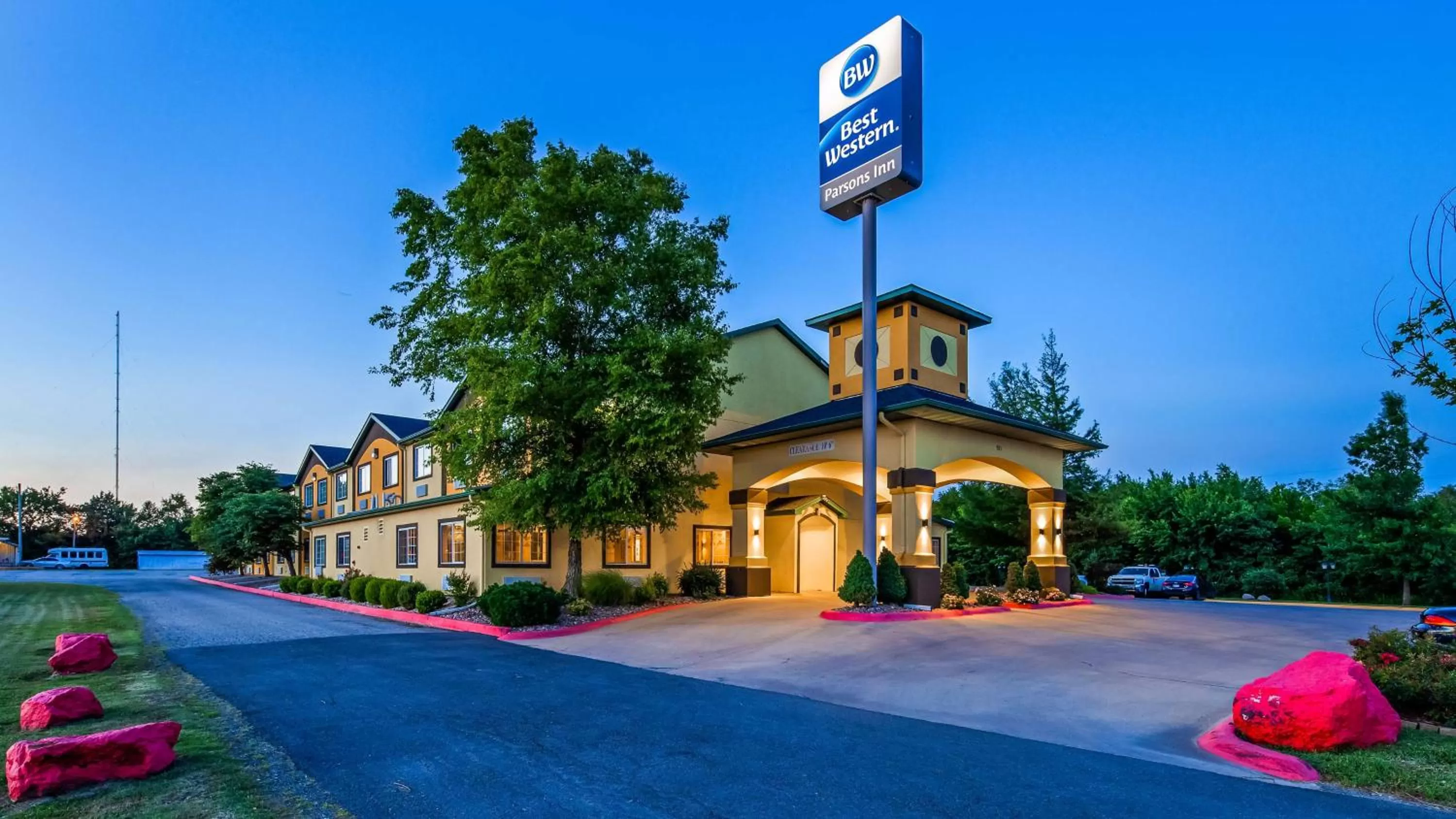 Best Western Parsons Inn