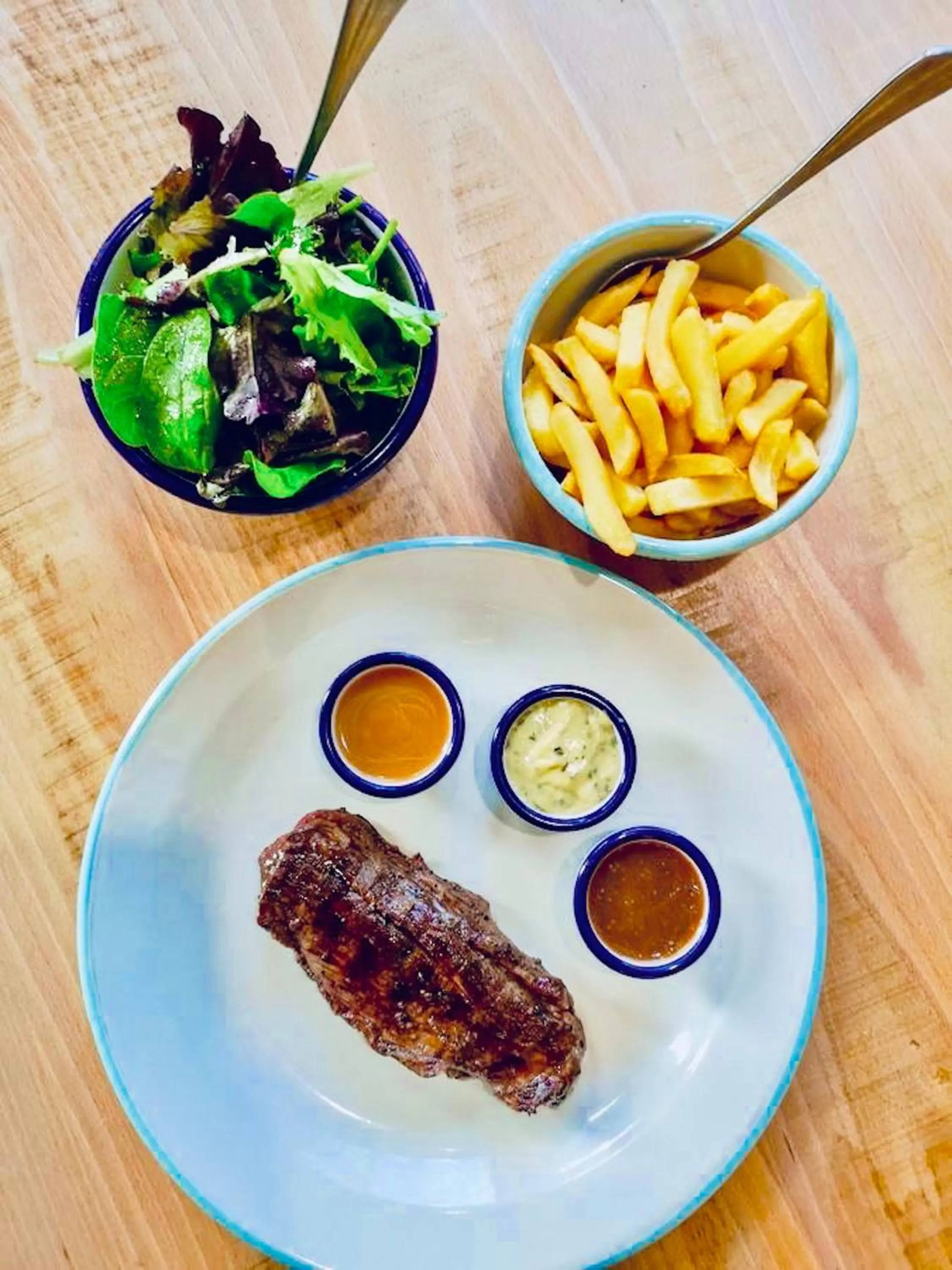 Food and drinks in ibis Strasbourg Aéroport Le Zénith