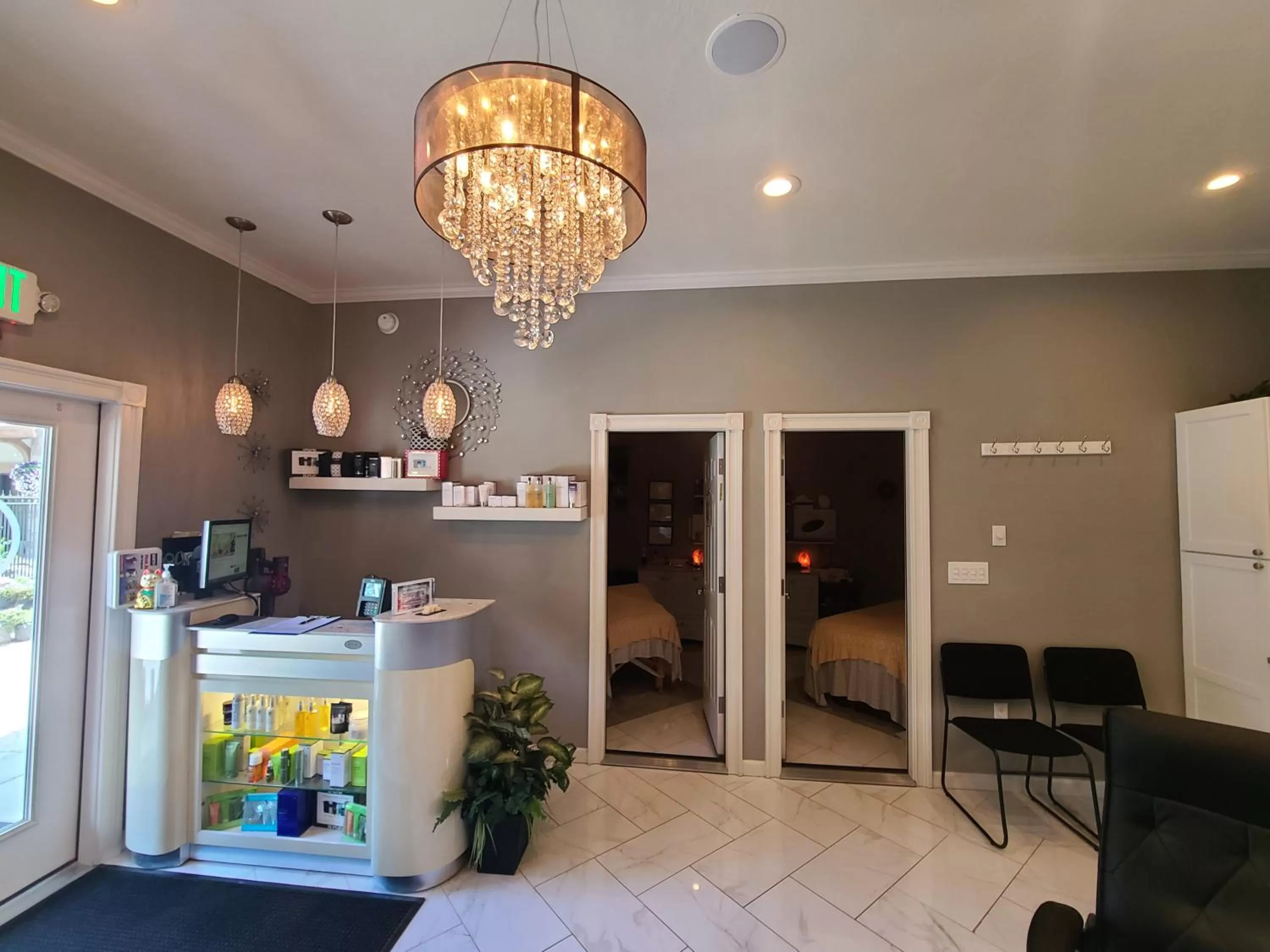 Spa and wellness centre/facilities in Twin Peaks Lodge & Hot Springs