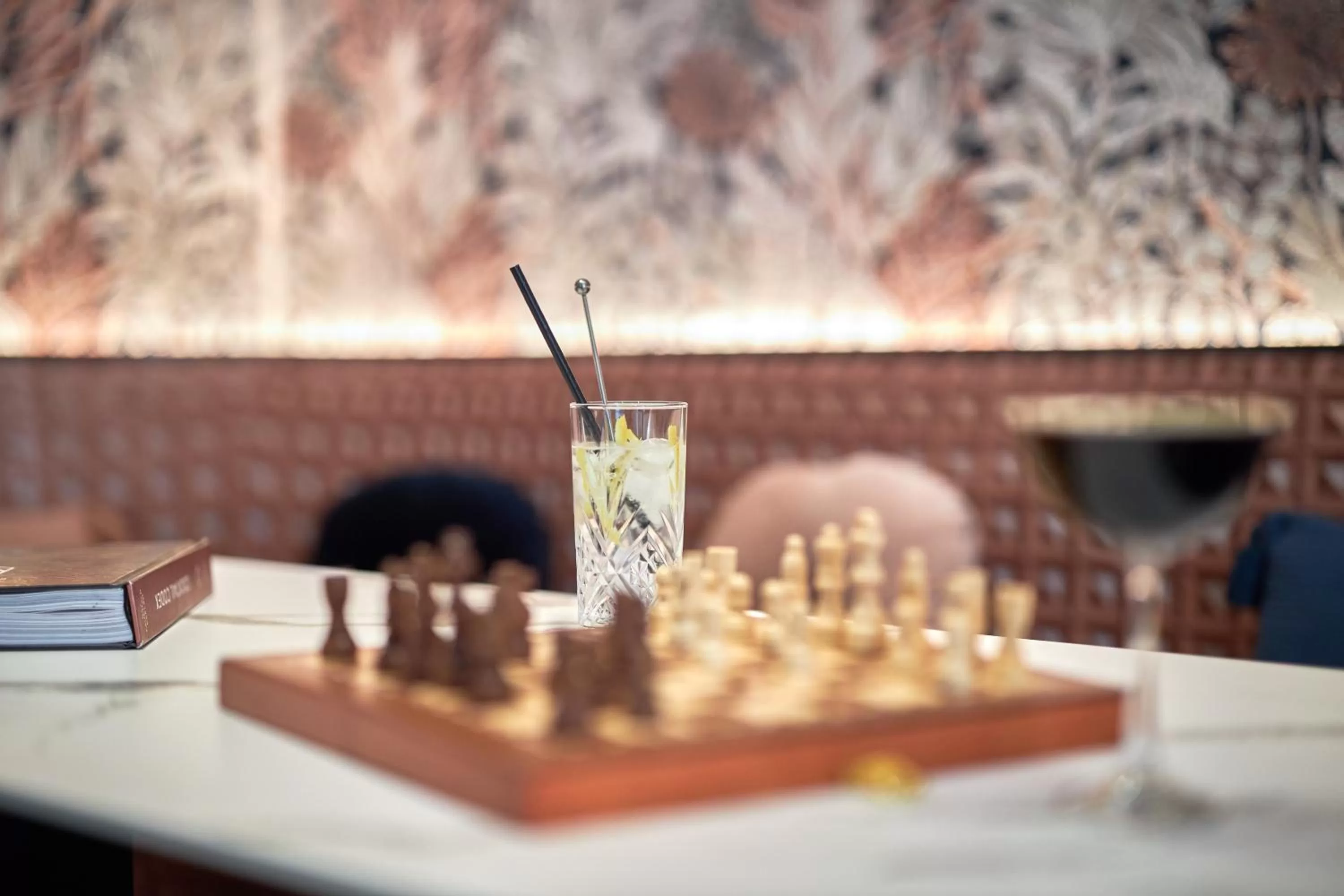 Lounge or bar in Hôtel Tourisme Avenue