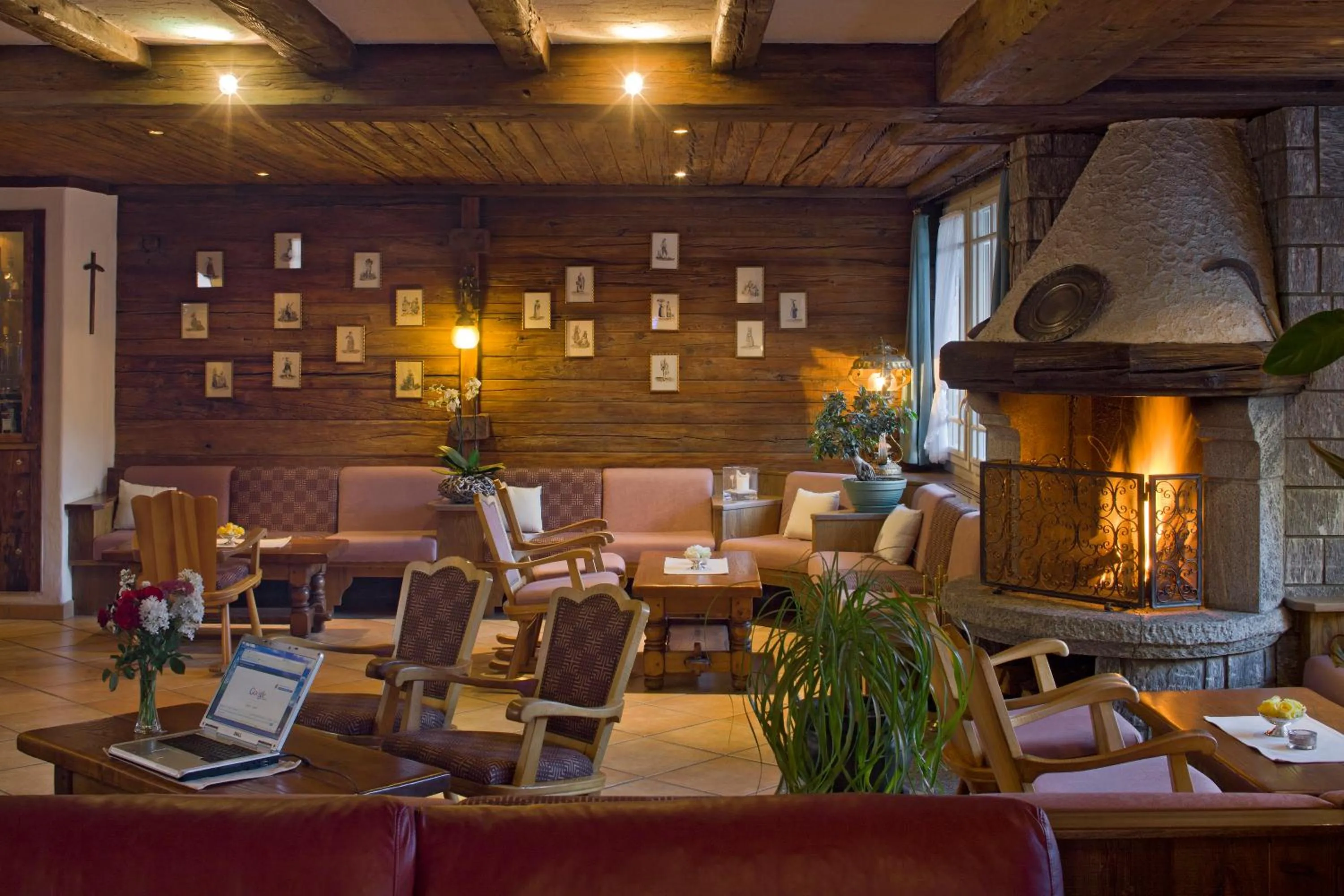 Lobby or reception in Hotel Antika