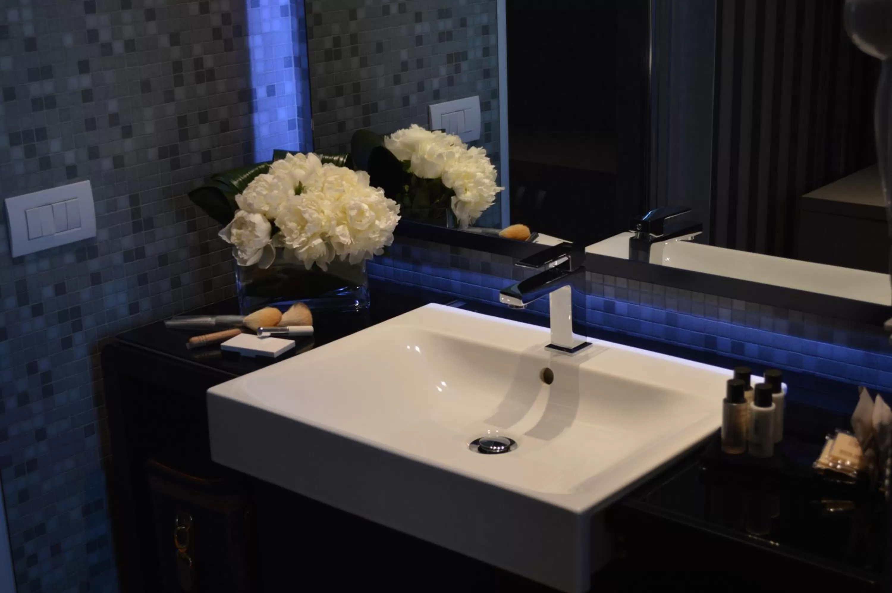 Toilet in Callistos Hotel & Spa