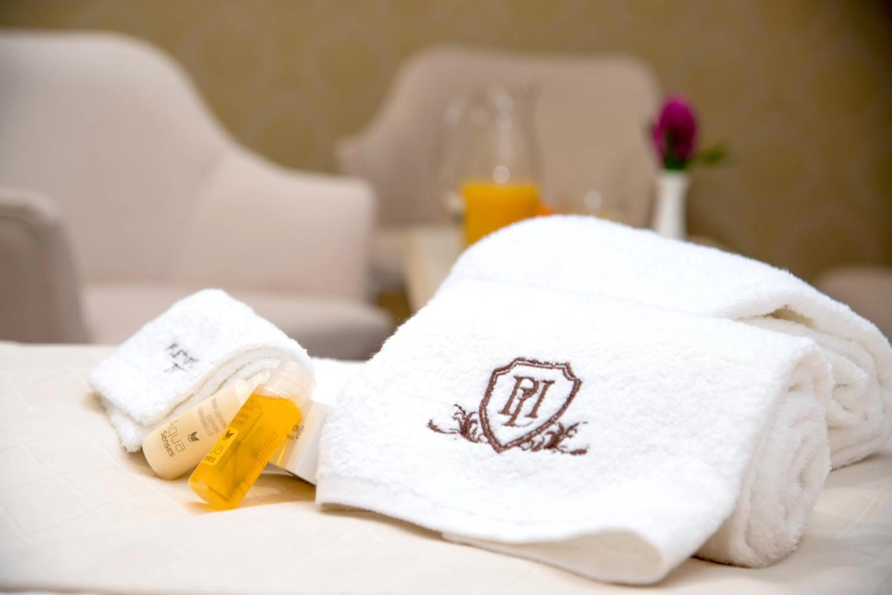 Decorative detail, Bed in Pletnevskiy Inn