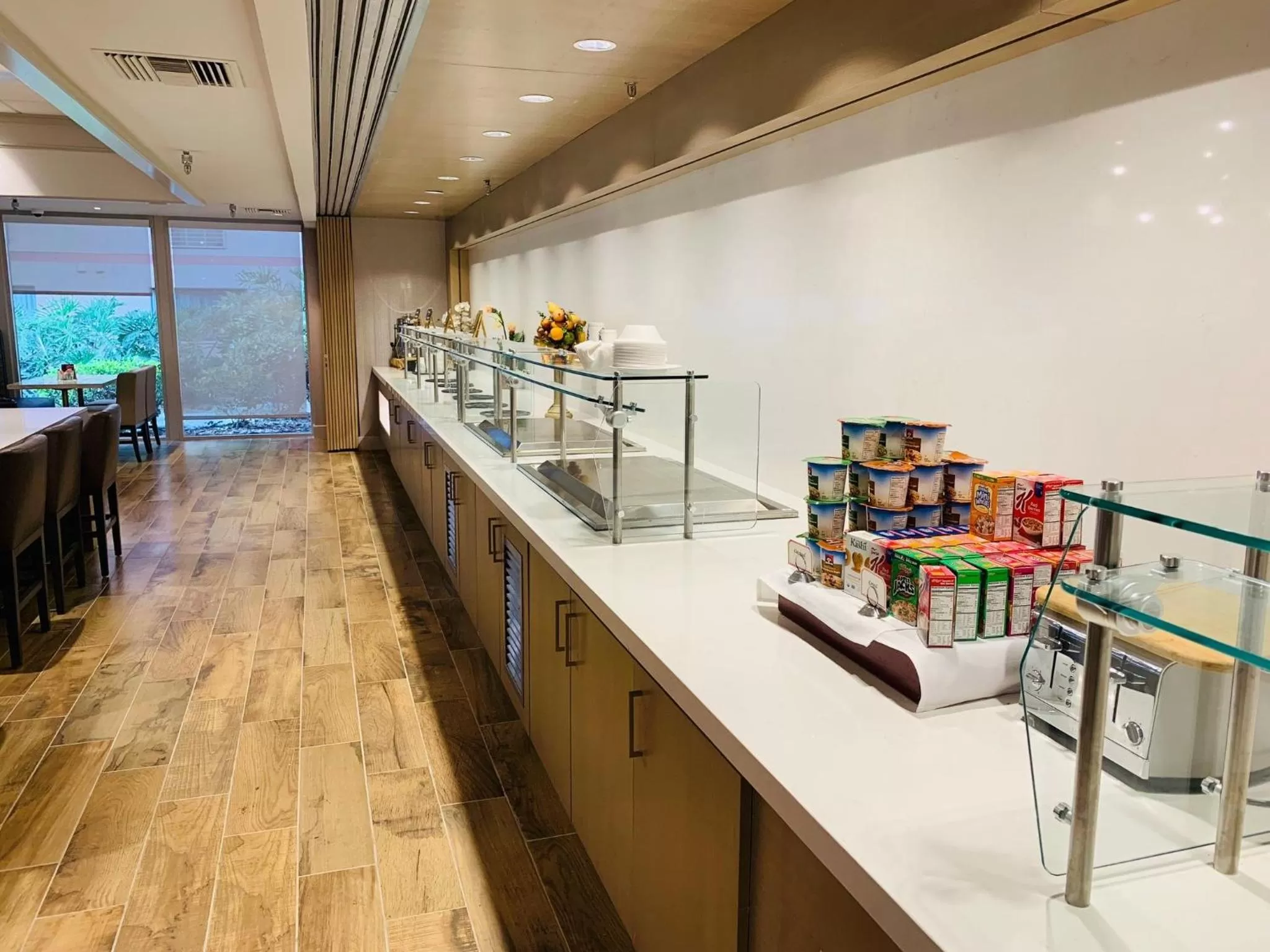 Restaurant/places to eat in Crowne Plaza Silicon Valley North - Union City by IHG