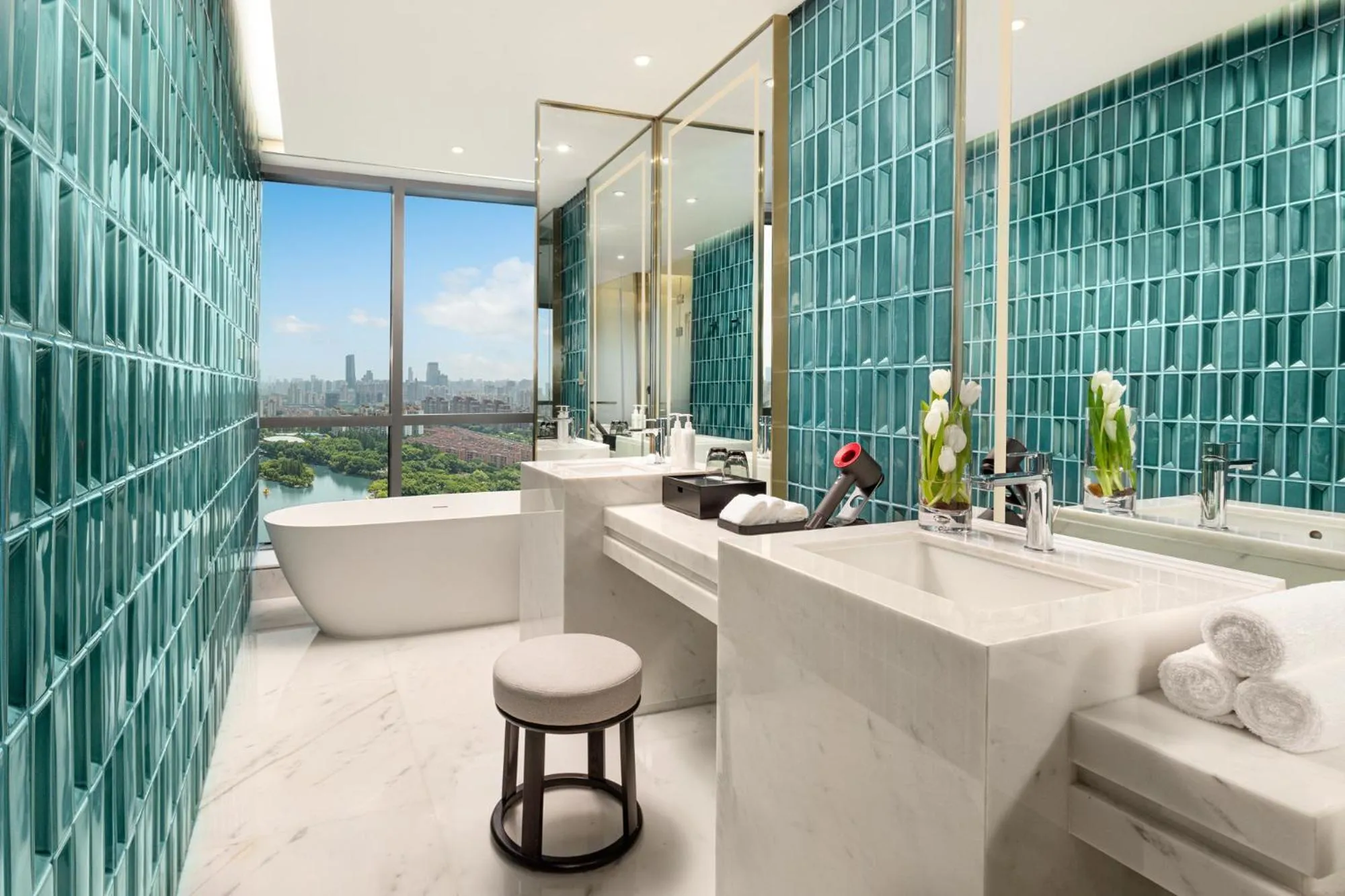 Bathroom in HUALUXE Shanghai Changfeng Park by IHG