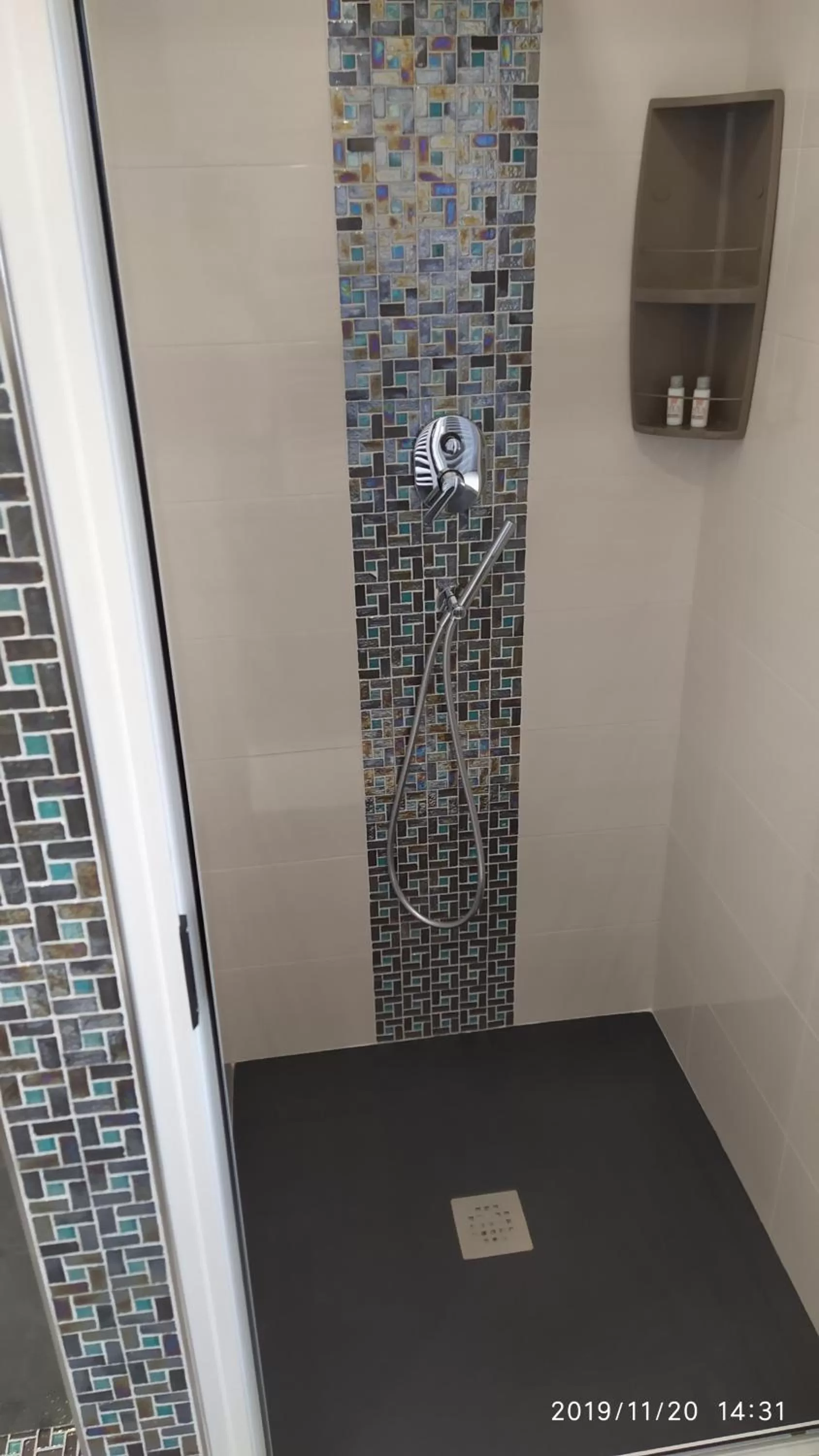 Shower in B&B La Stazione