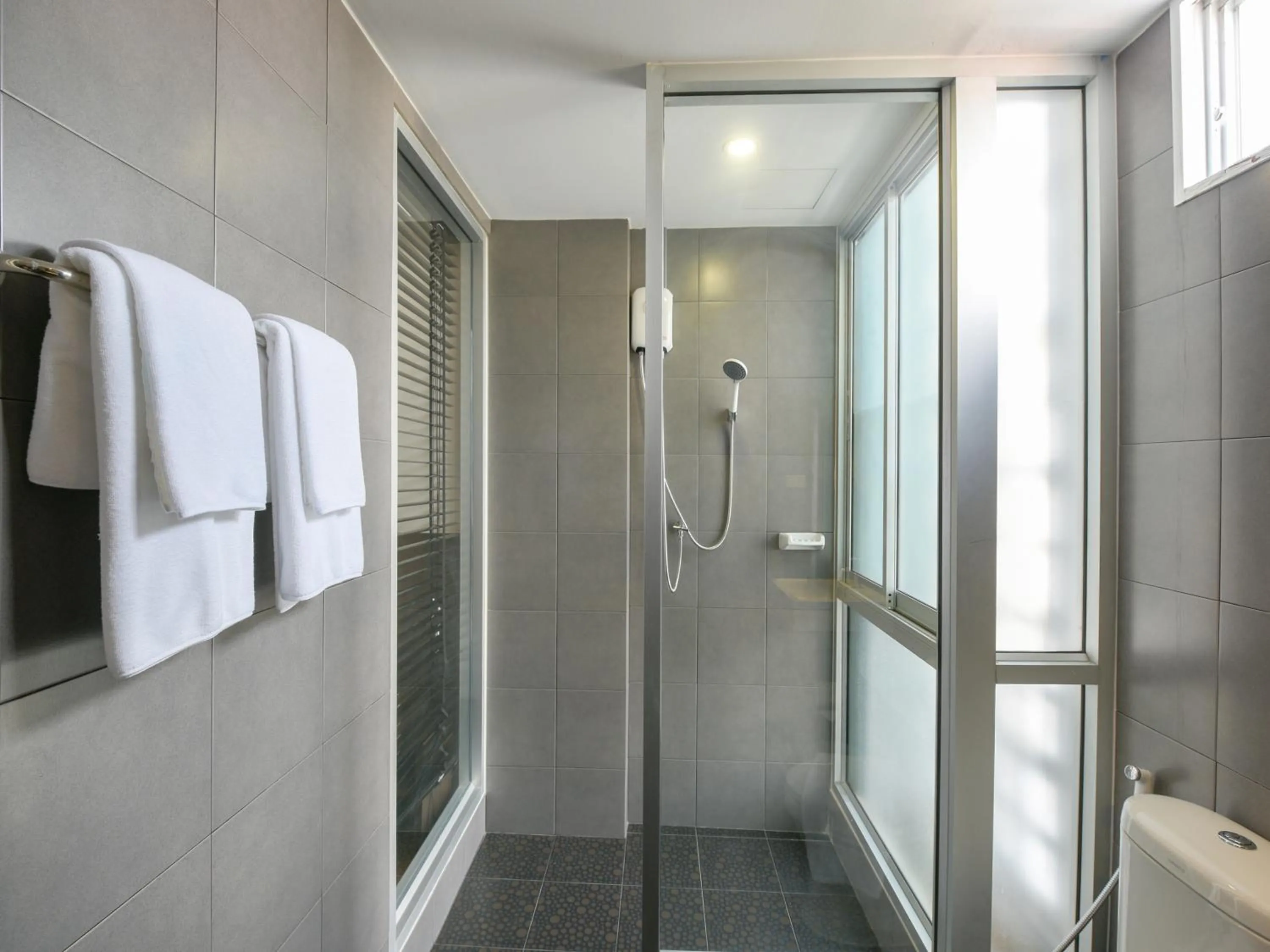 Kitzio House Hotel Huai Kwang