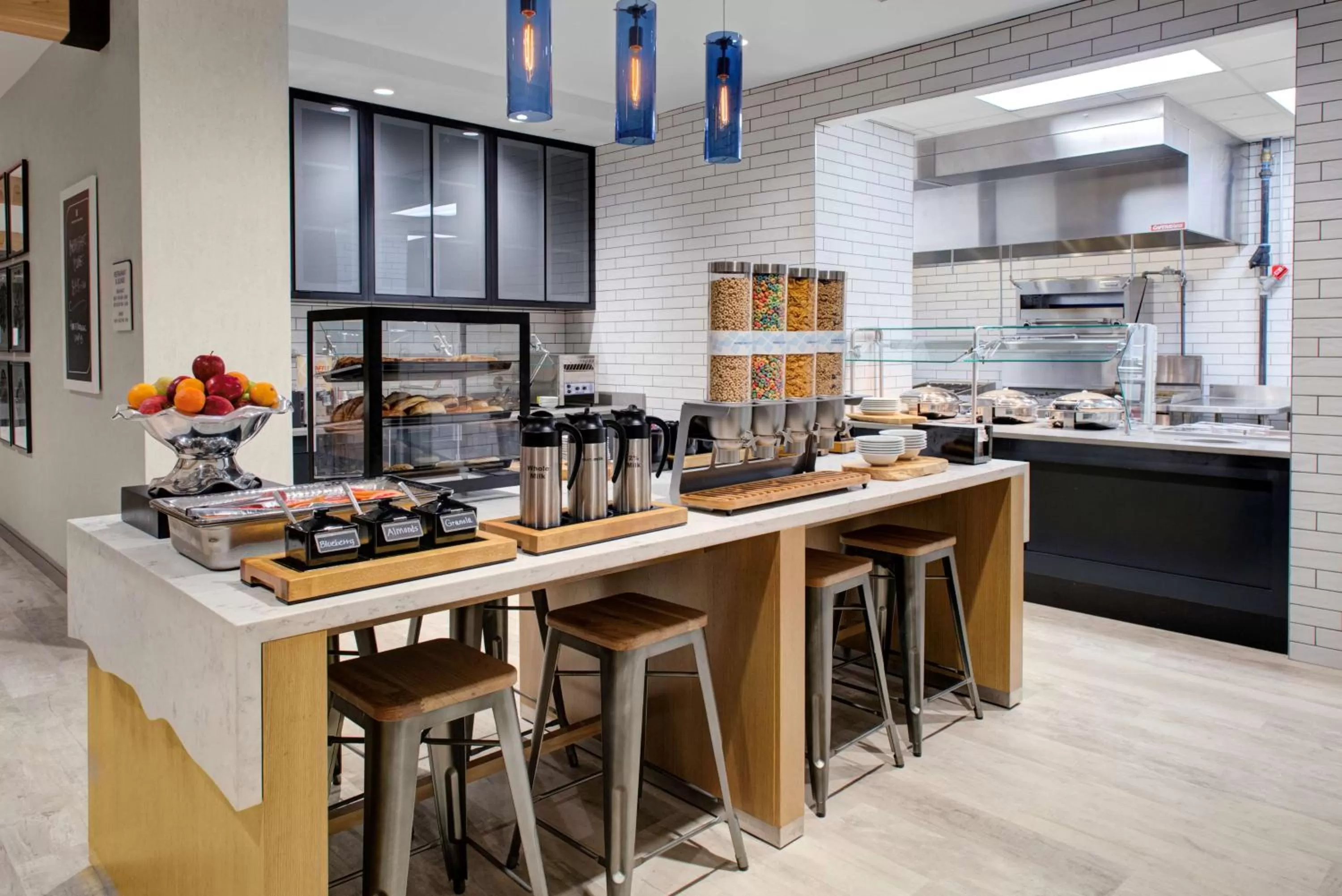 Dining area in Hilton Garden Inn Jackson