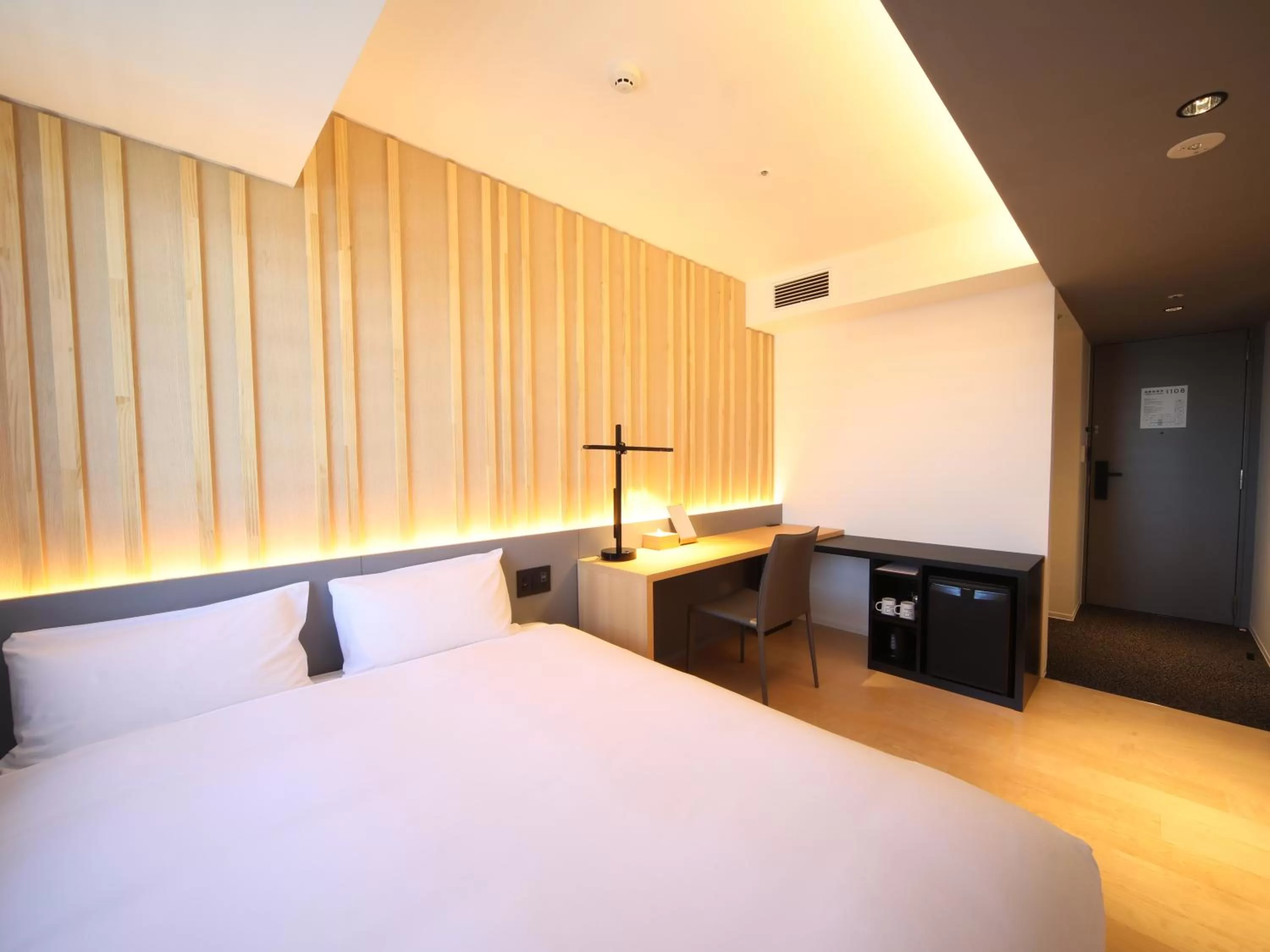 Bed in hotel androoms Nagoya Sakae