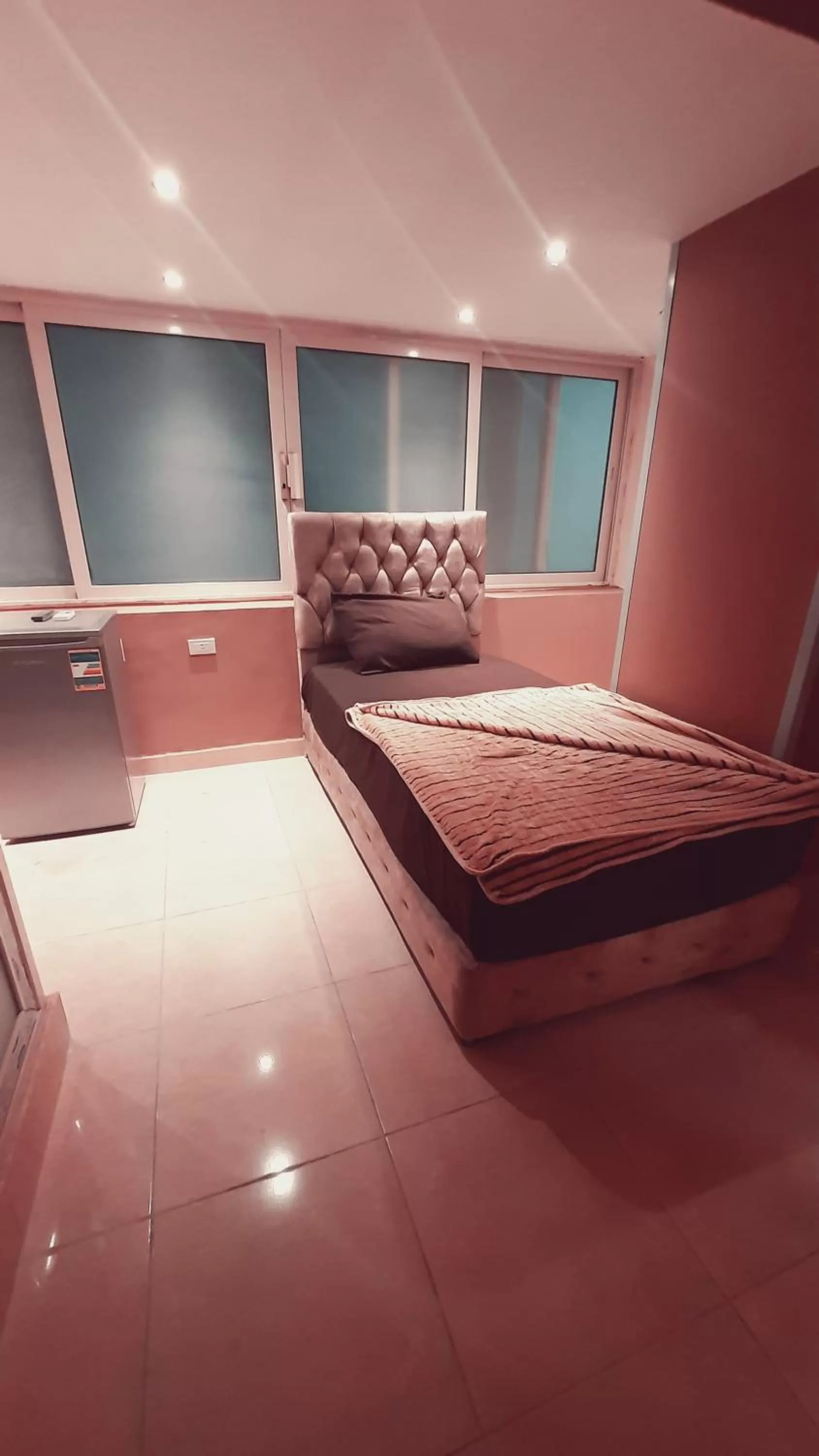 Bed in Blue Eyes Hotel