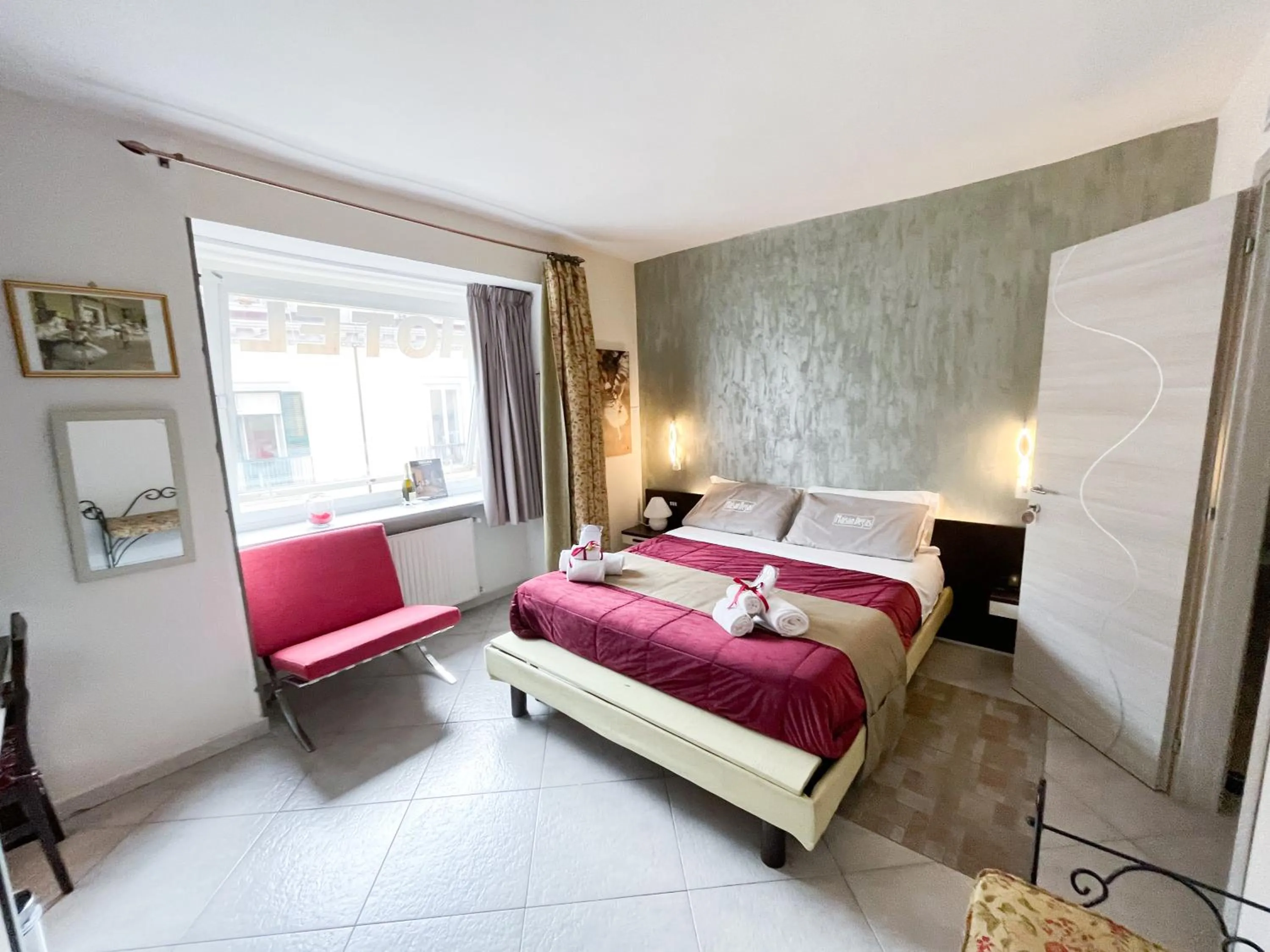 Photo of the whole room, Bed in Maison Degas-Dimora di Charme