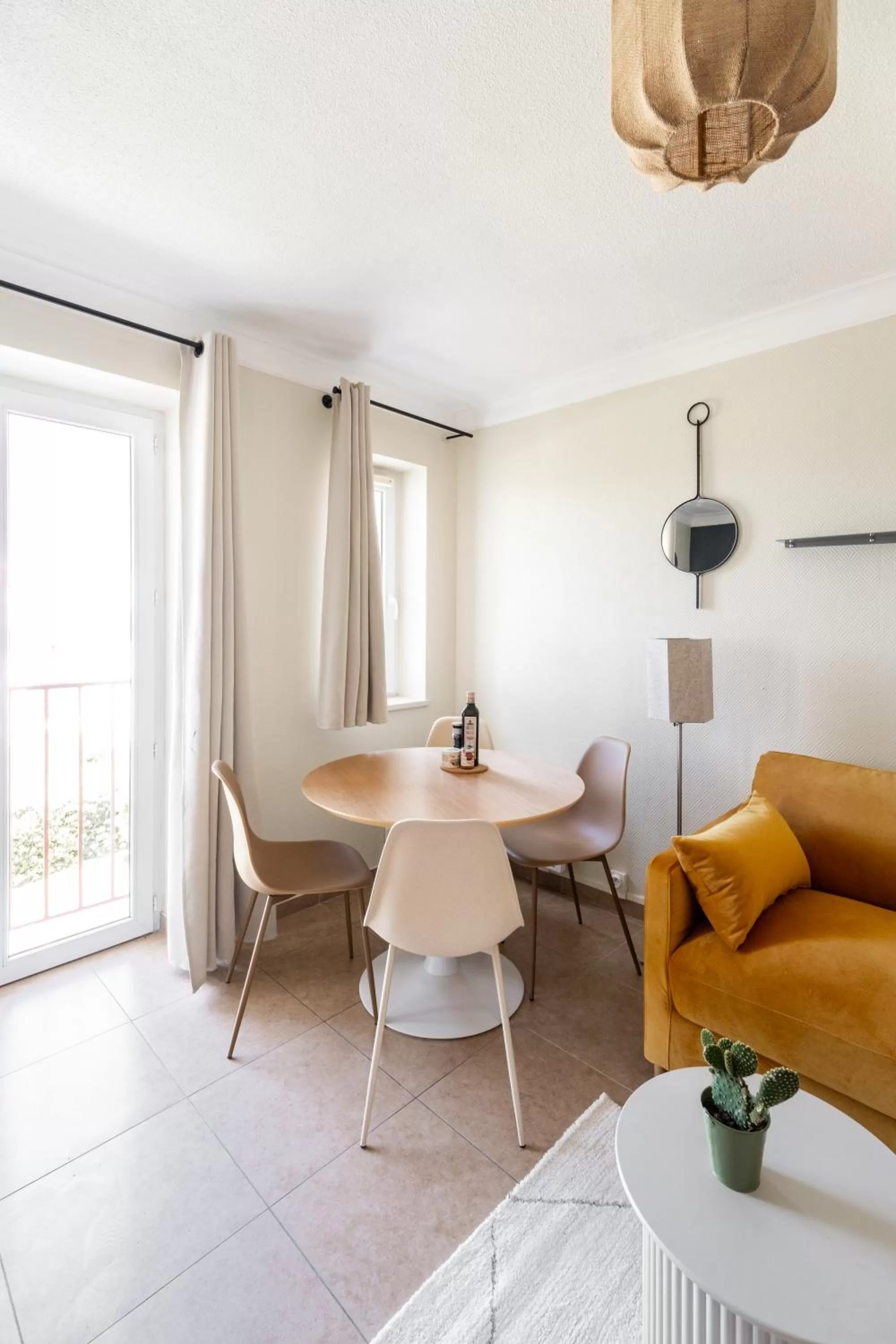 Seating Area in Résidence Chateau d'Acotz - Avec piscine à 600m des plages à Saint-Jean-de-Luz