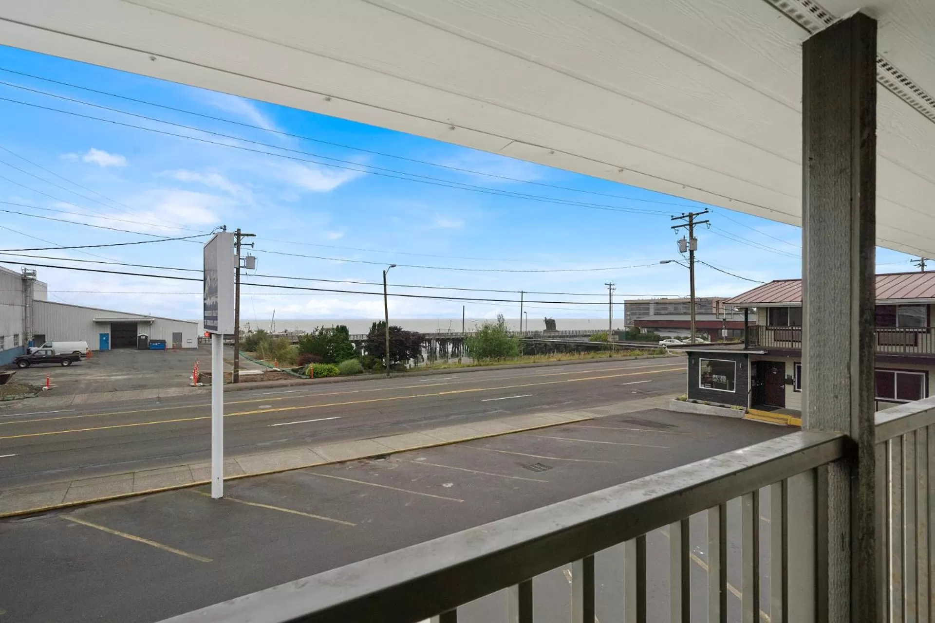 River view in Astoria Rivershore Motel