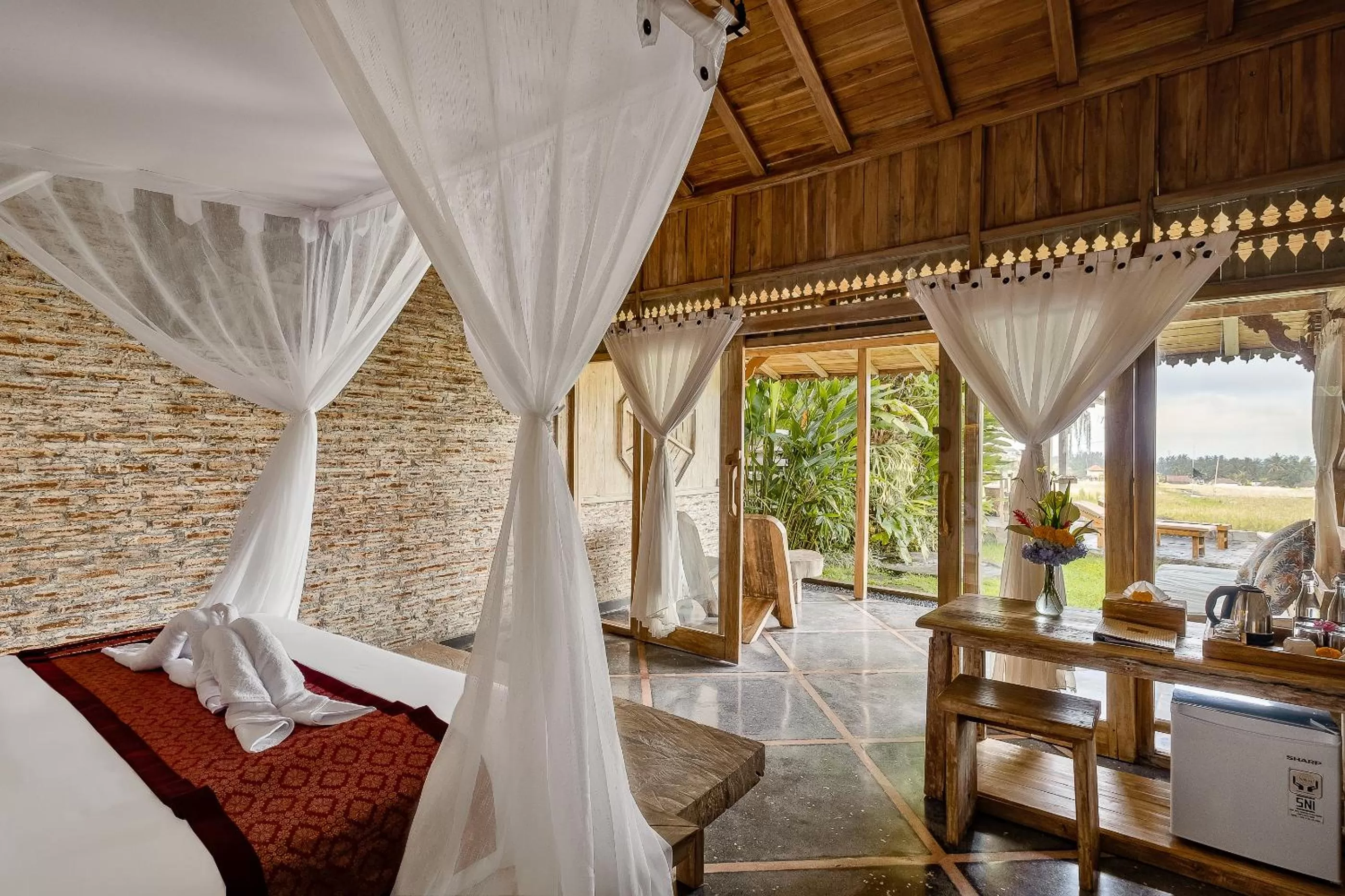 Photo of the whole room, Bed in Joglo Organik Guesthouse