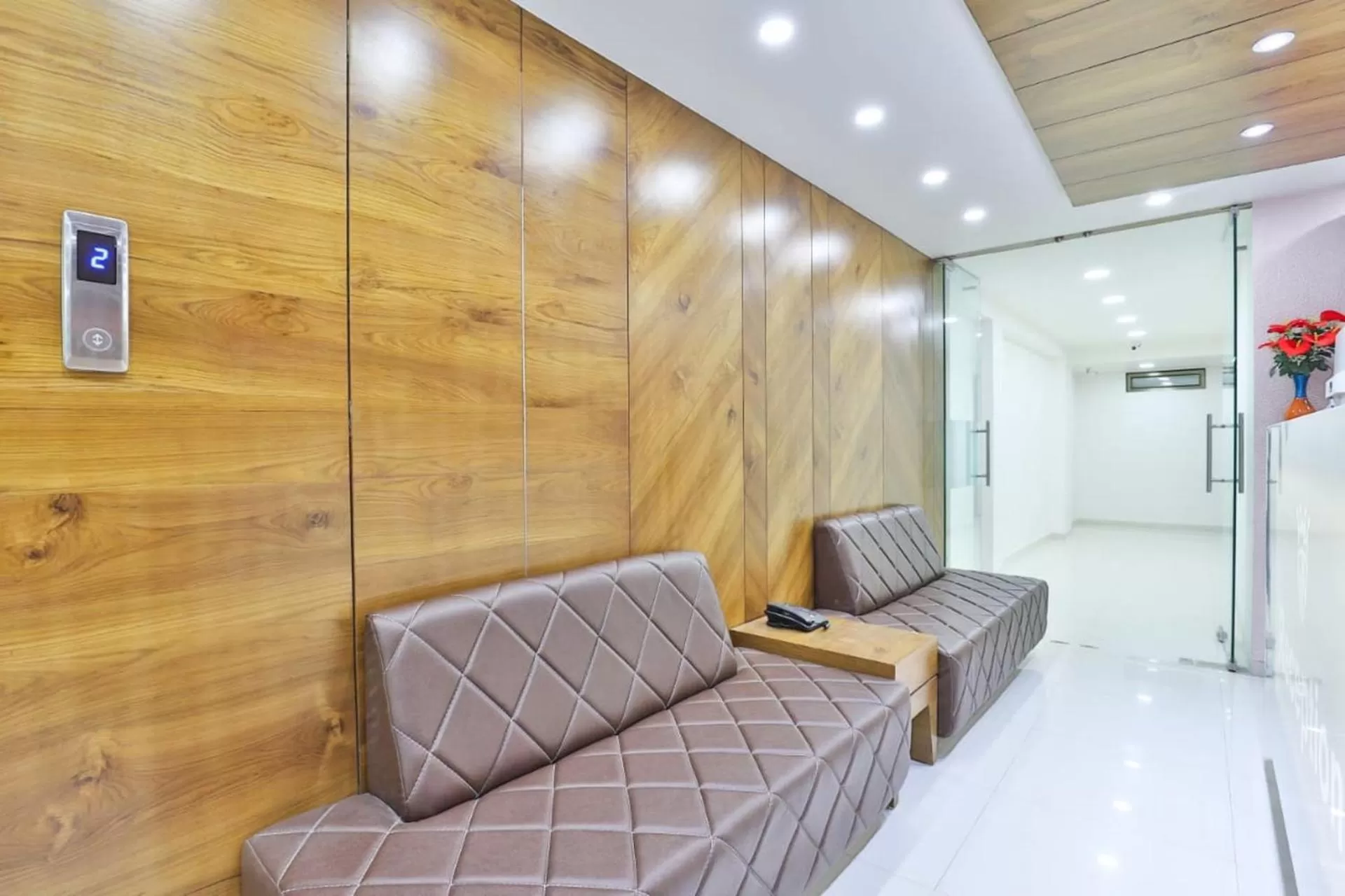 Seating area in Hotel Nice RAILWAY STATION