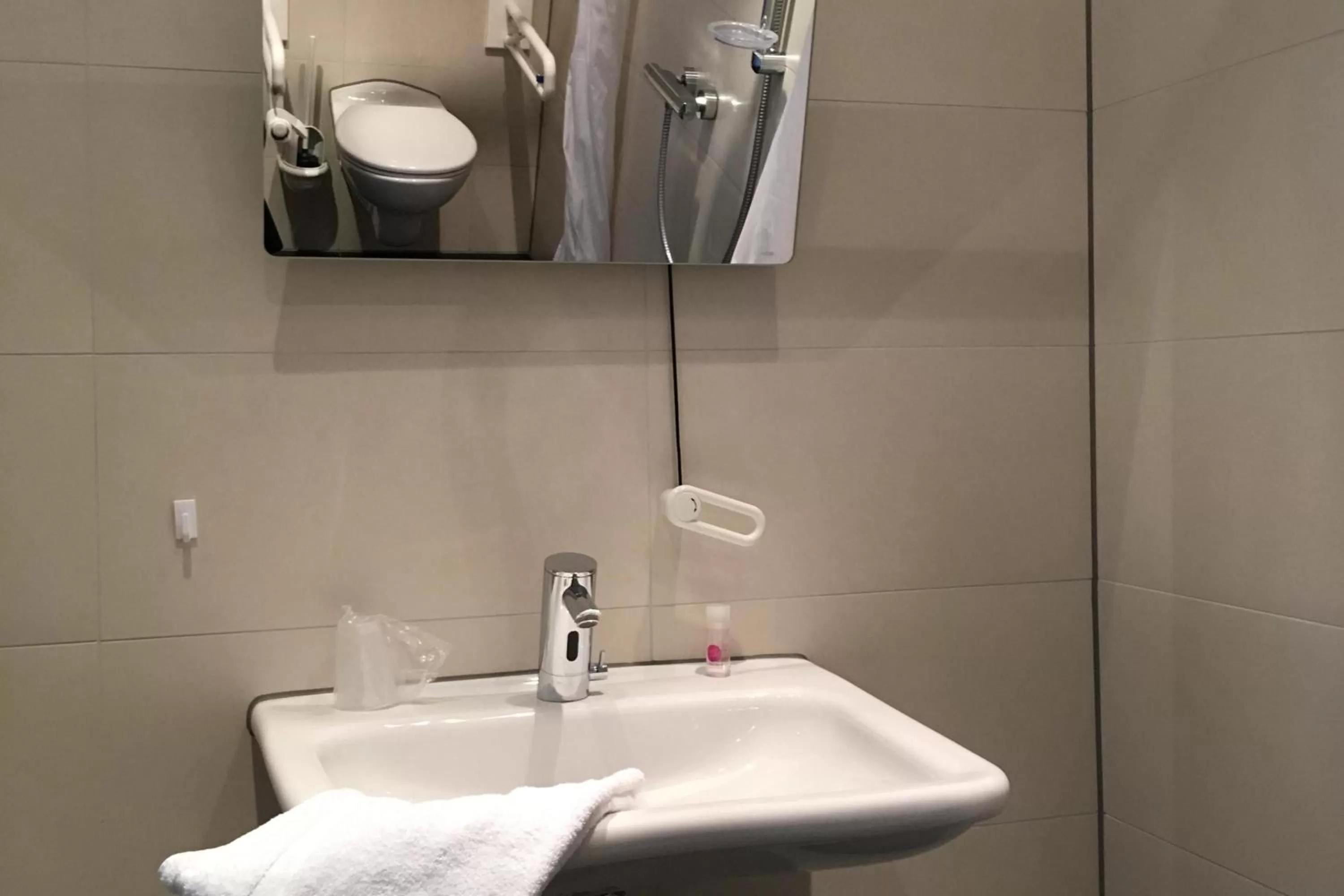 Bathroom in Hotel Smartino