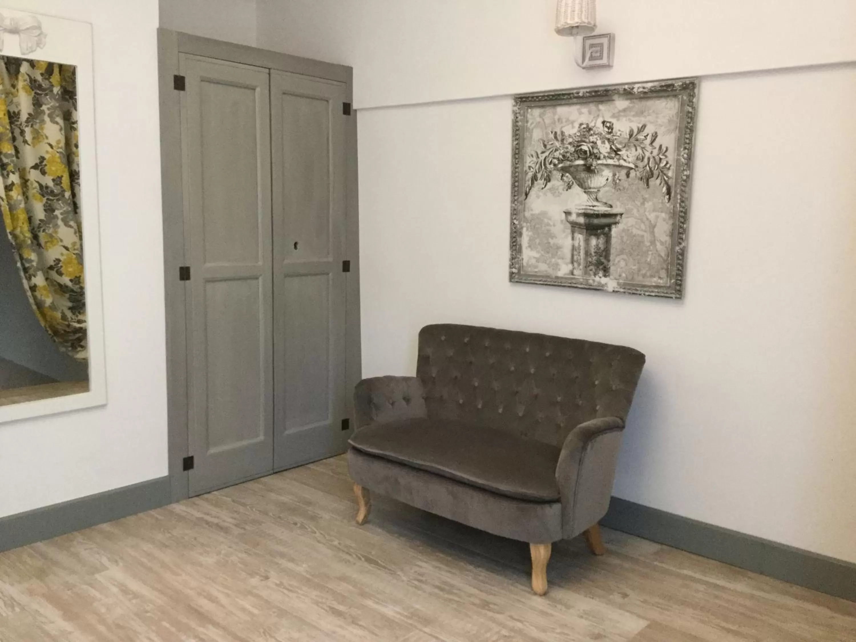 Photo of the whole room in Casa 28