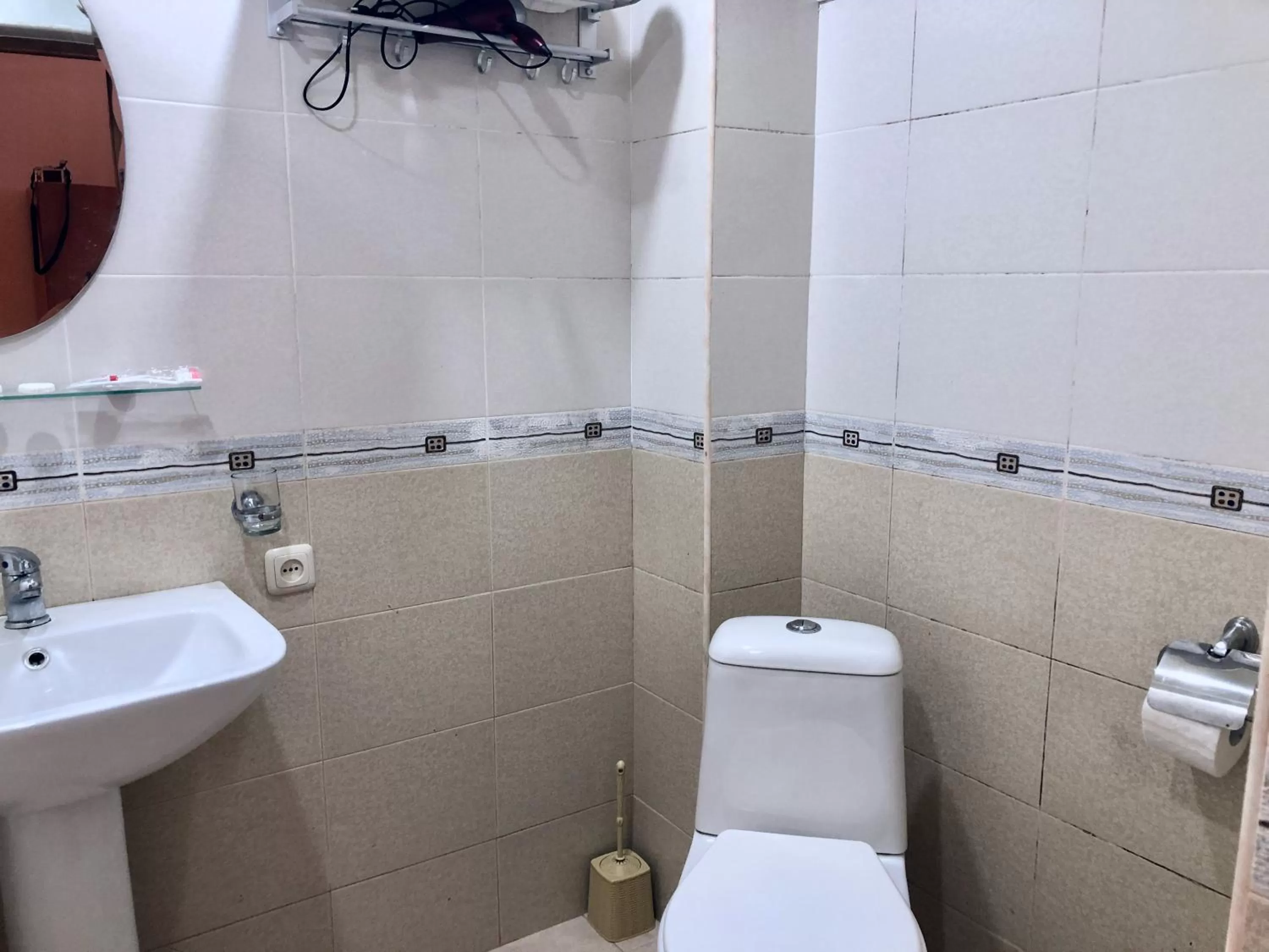 Shower in Dil Hill by Sam