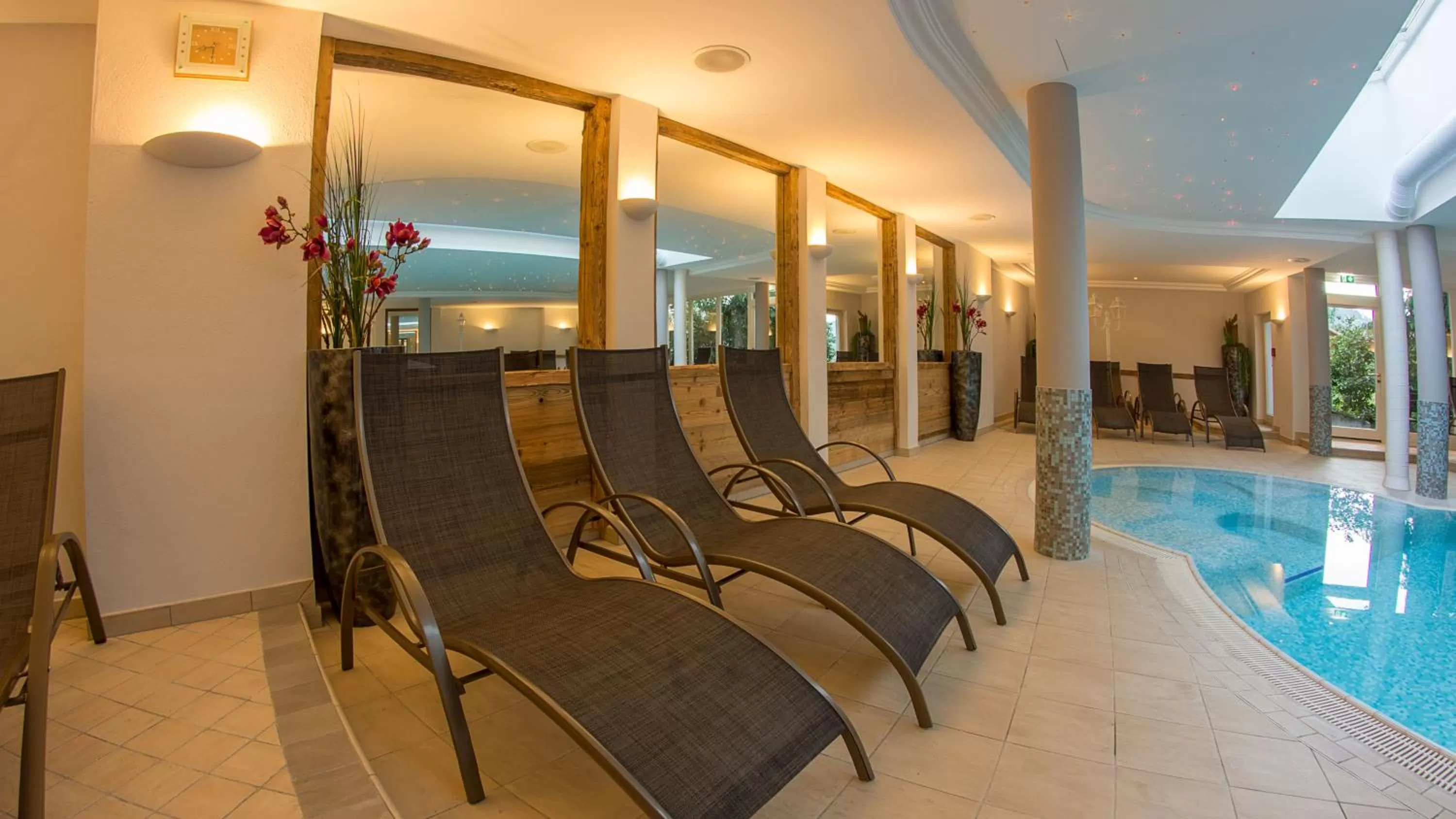 Swimming pool in Wohlfühlhotel Schiestl