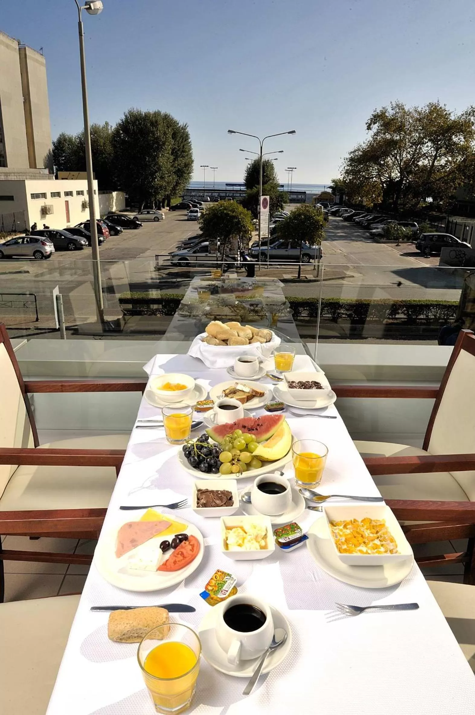 Restaurant/places to eat in Esperia Hotel