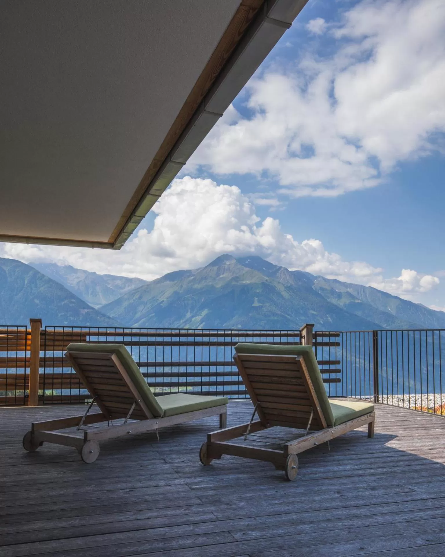 Mountain view in NIDUM - Casual Luxury Hotel