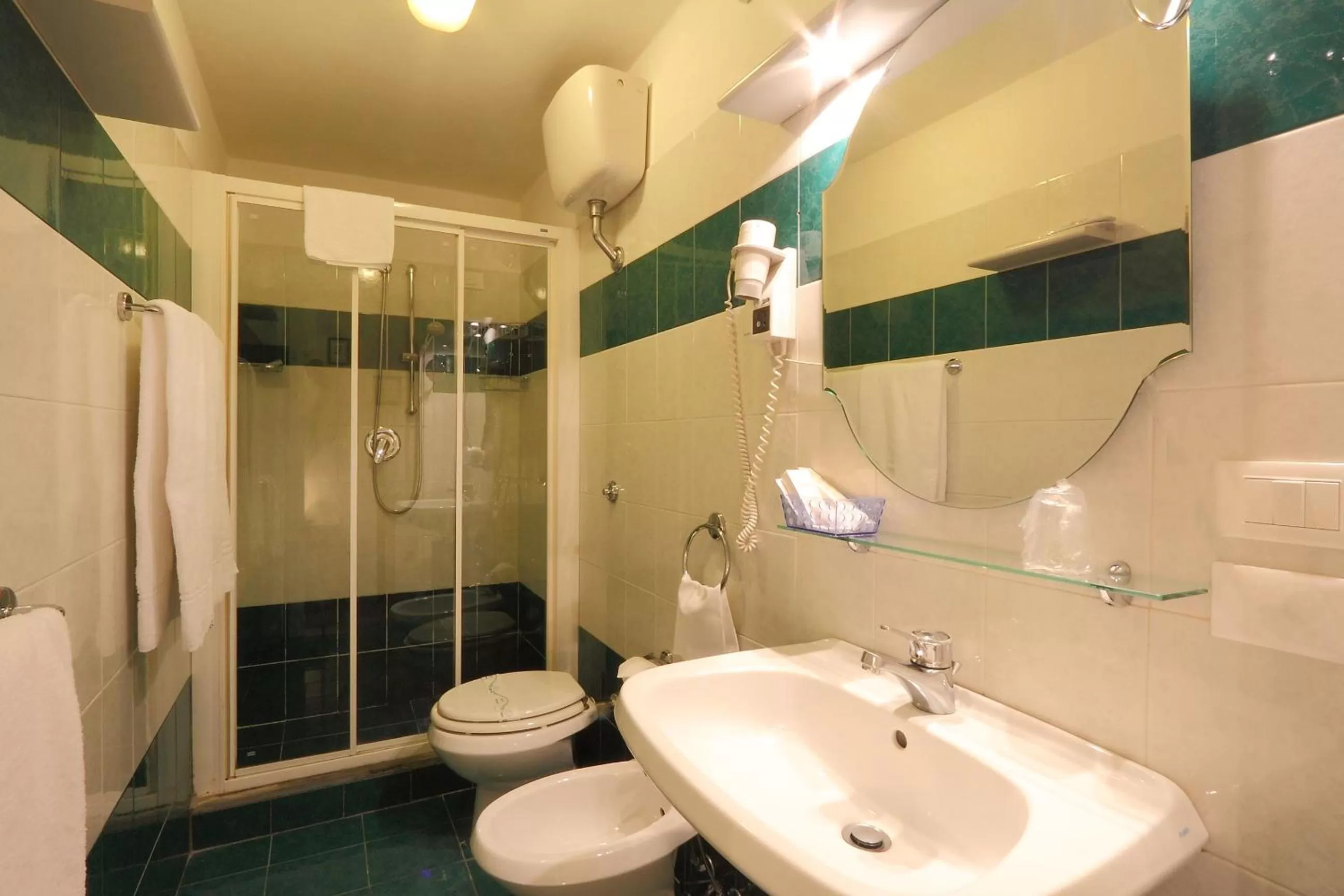 Bathroom in Hotel Villa Liana