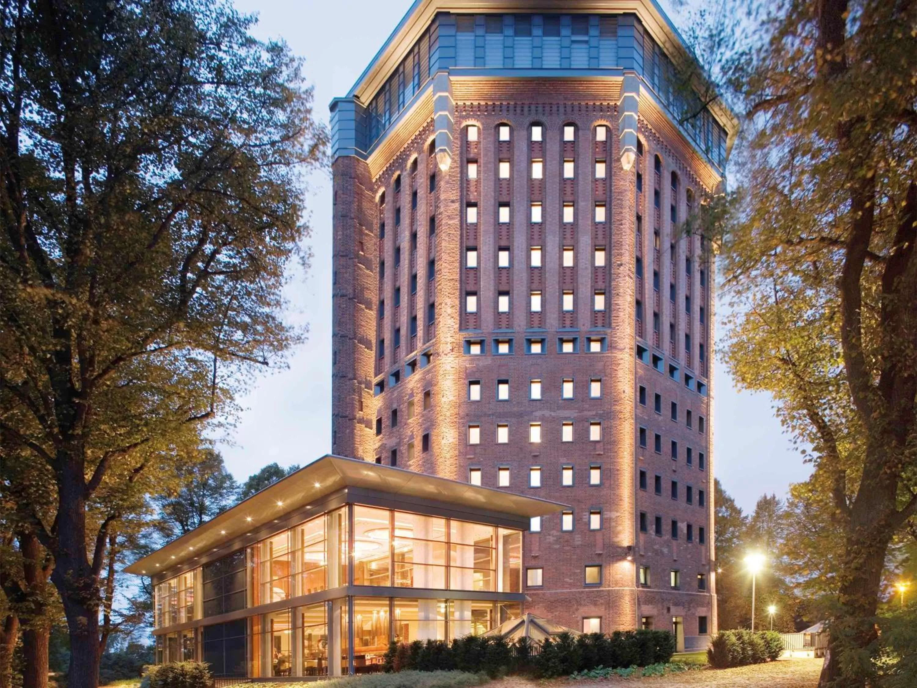 Restaurant/places to eat in MÖVENPICK Hotel Hamburg City